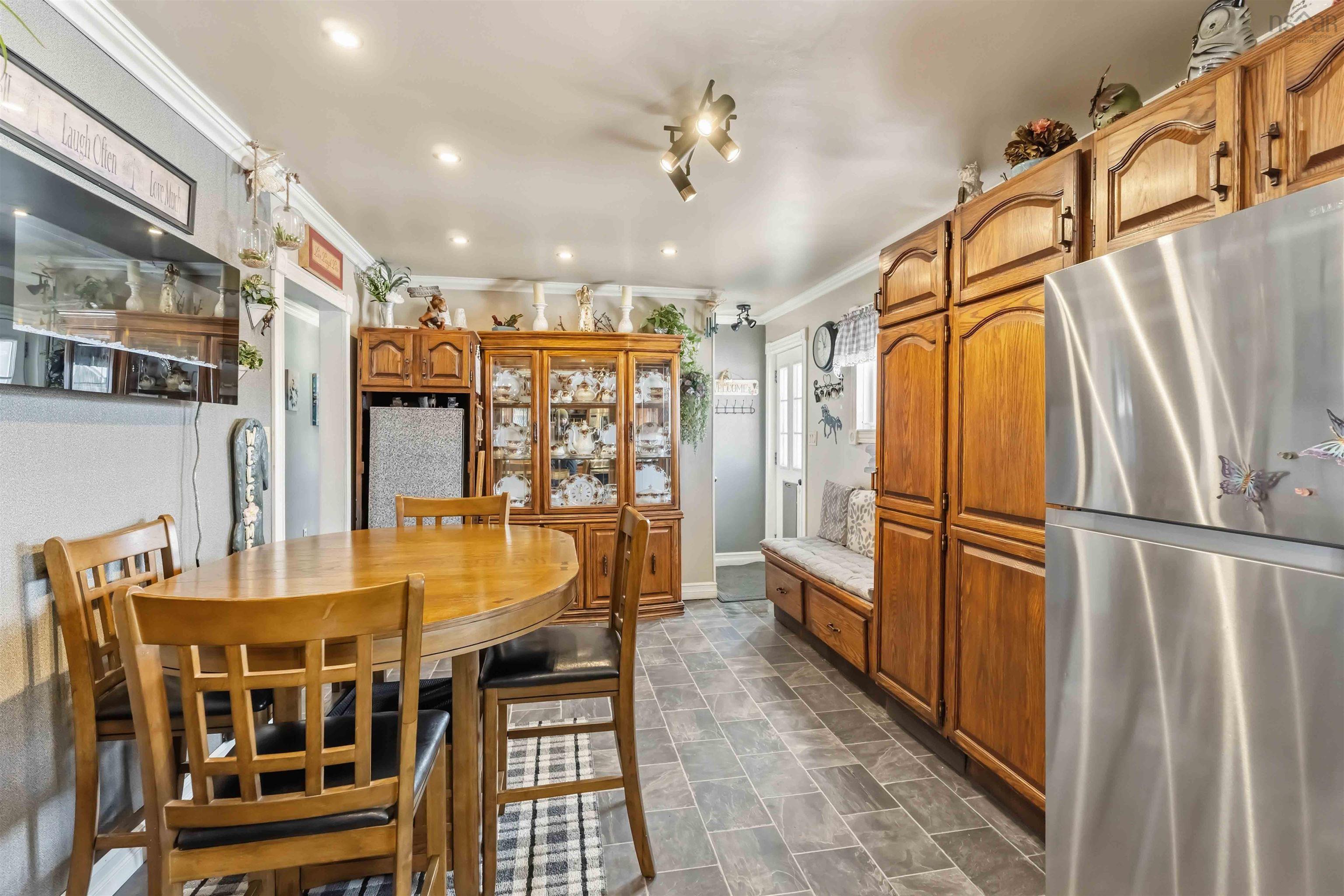 $779,900.00: 251 Ben Jackson Road, Hants Border