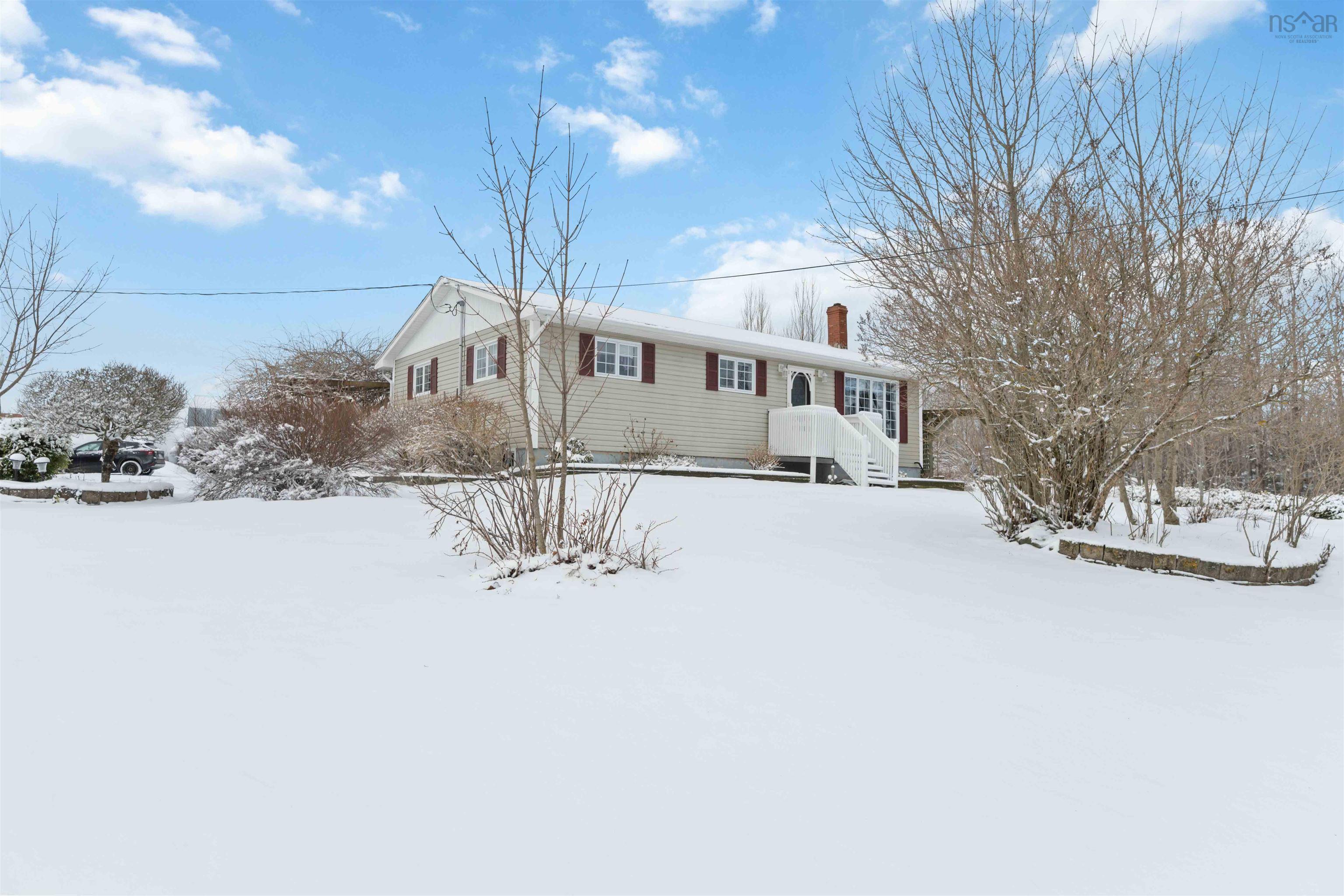 $779,900.00: 251 Ben Jackson Road, Hants Border