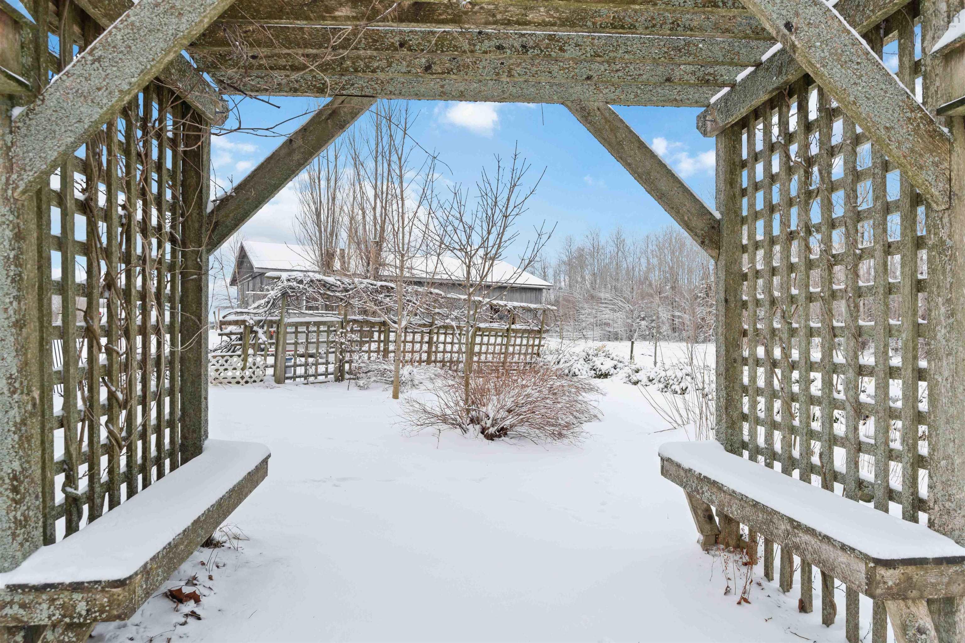 $779,900.00: 251 Ben Jackson Road, Hants Border