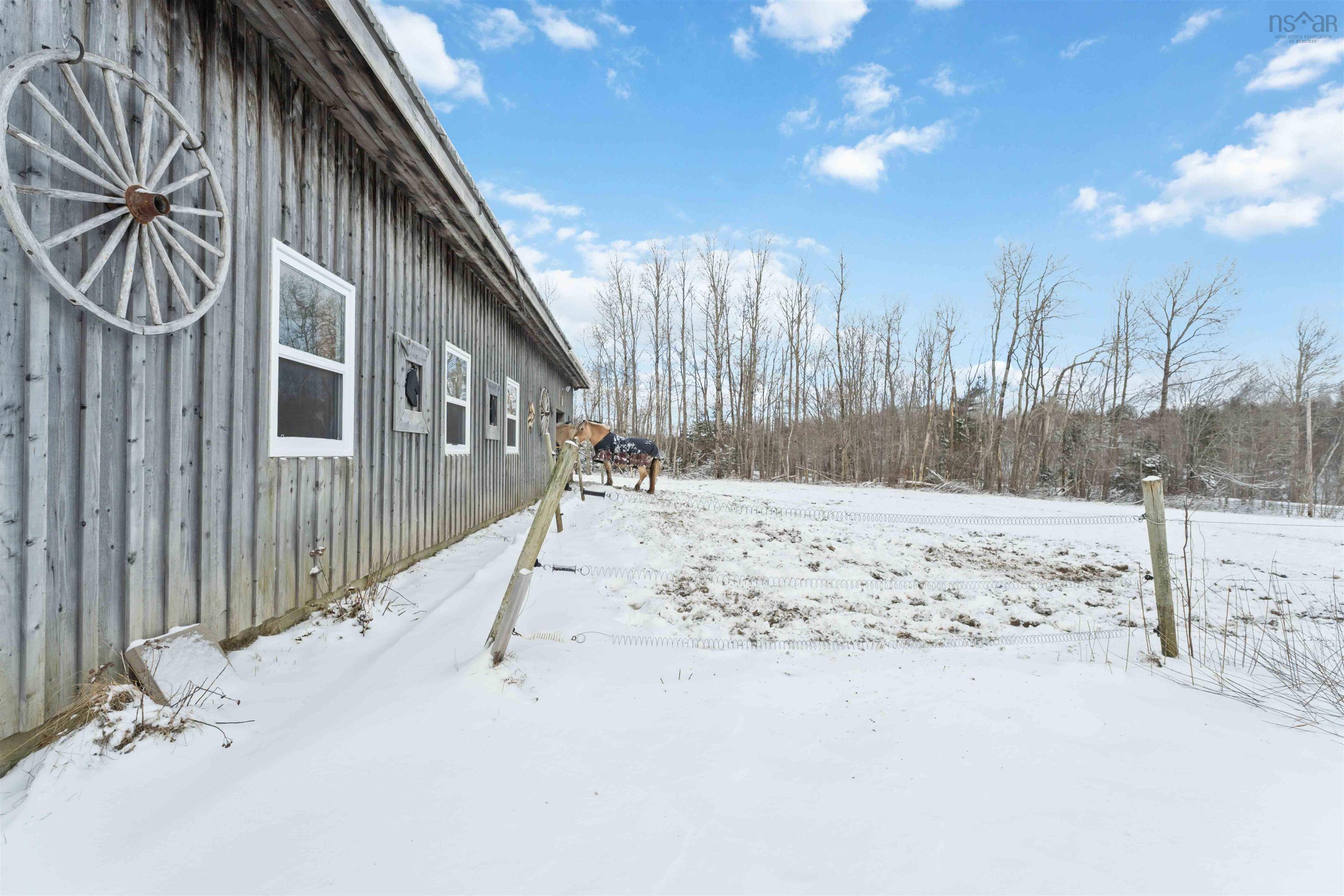 $779,900.00: 251 Ben Jackson Road, Hants Border