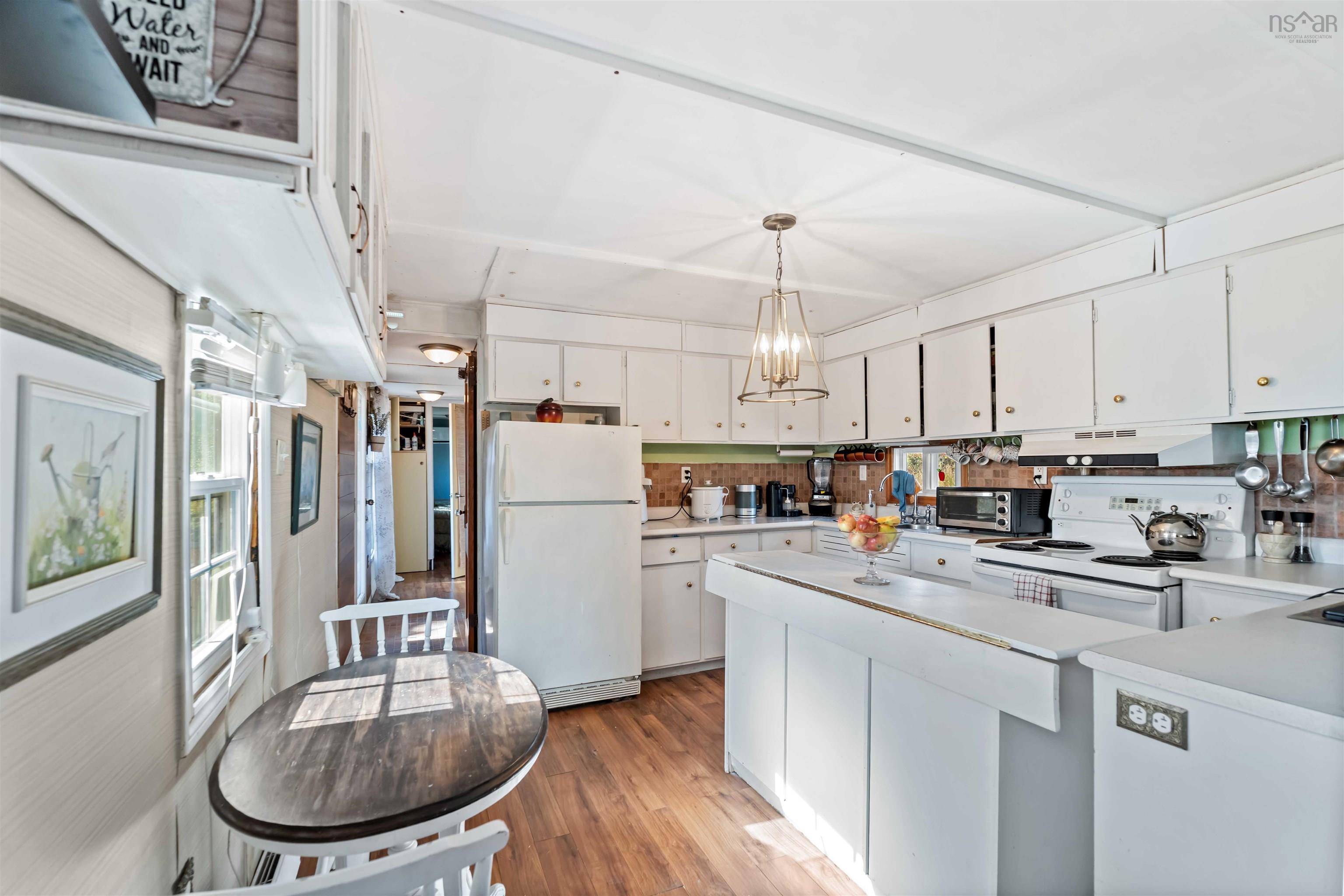 $187,000.00: 3199 Brooklyn Street, Weston