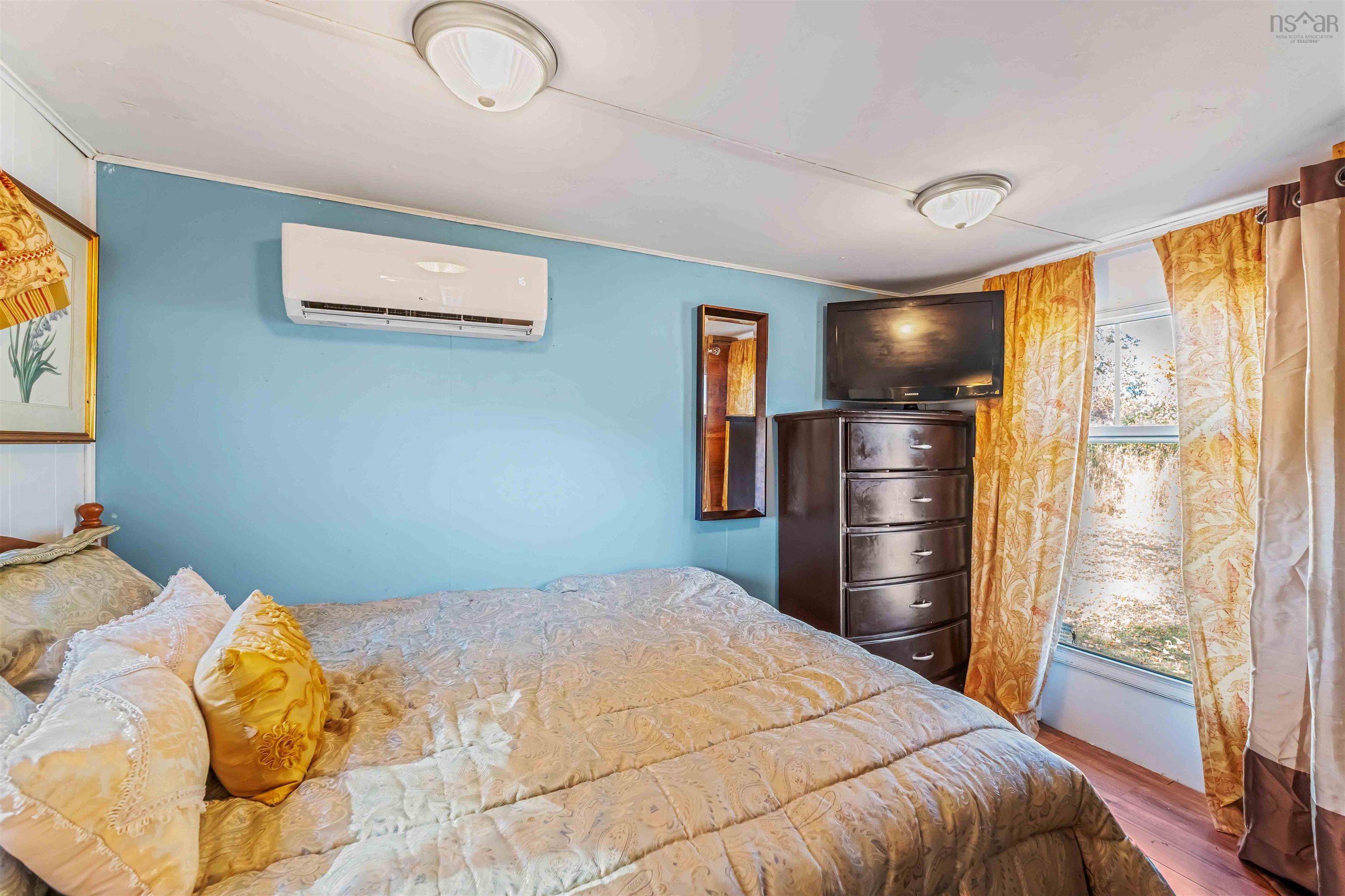 $187,000.00: 3199 Brooklyn Street, Weston