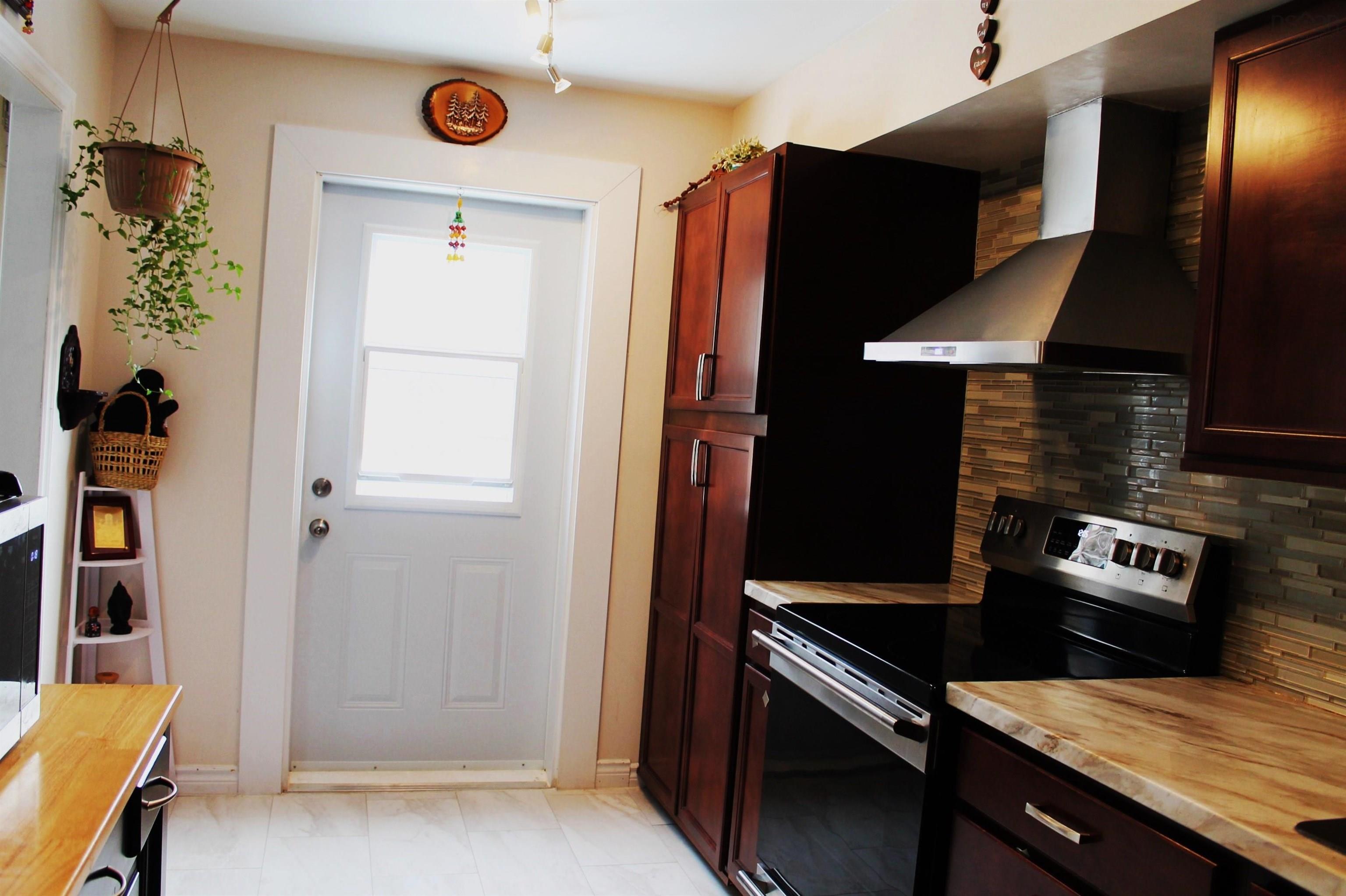 $599,000.00: 87 Lincoln Cross, Halifax