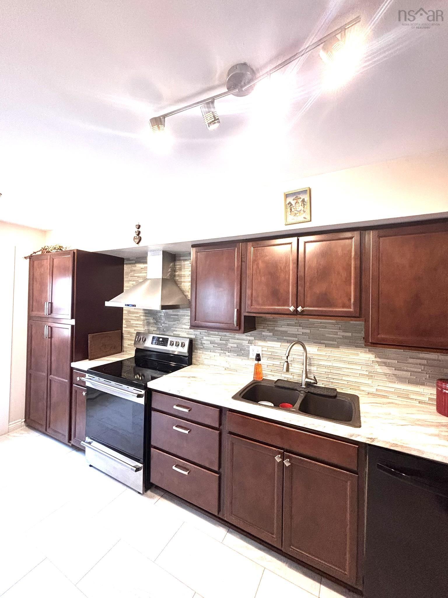 87 Lincoln Cross, Halifax, NS (MLS 202604730)