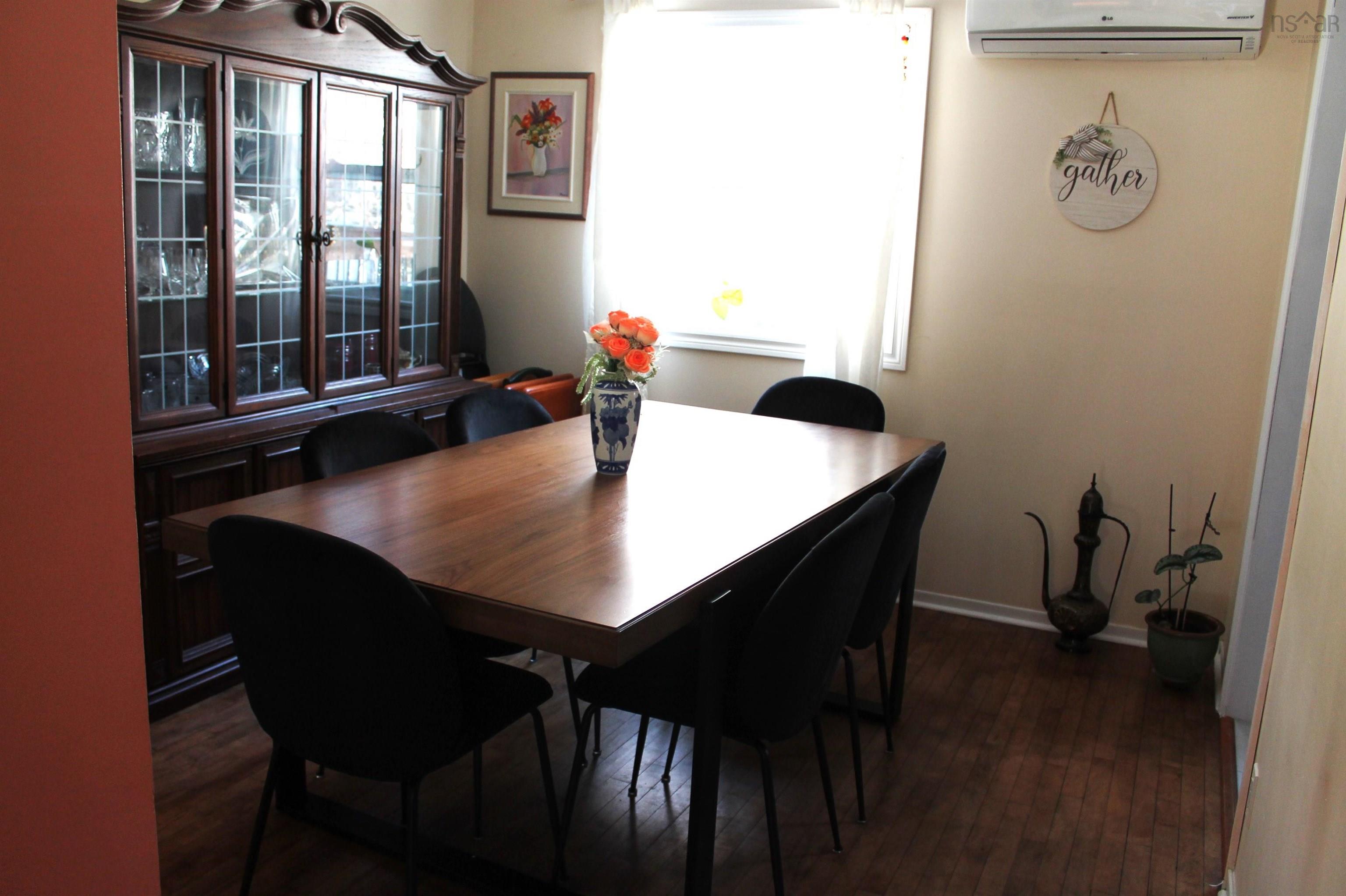 $599,000.00: 87 Lincoln Cross, Halifax