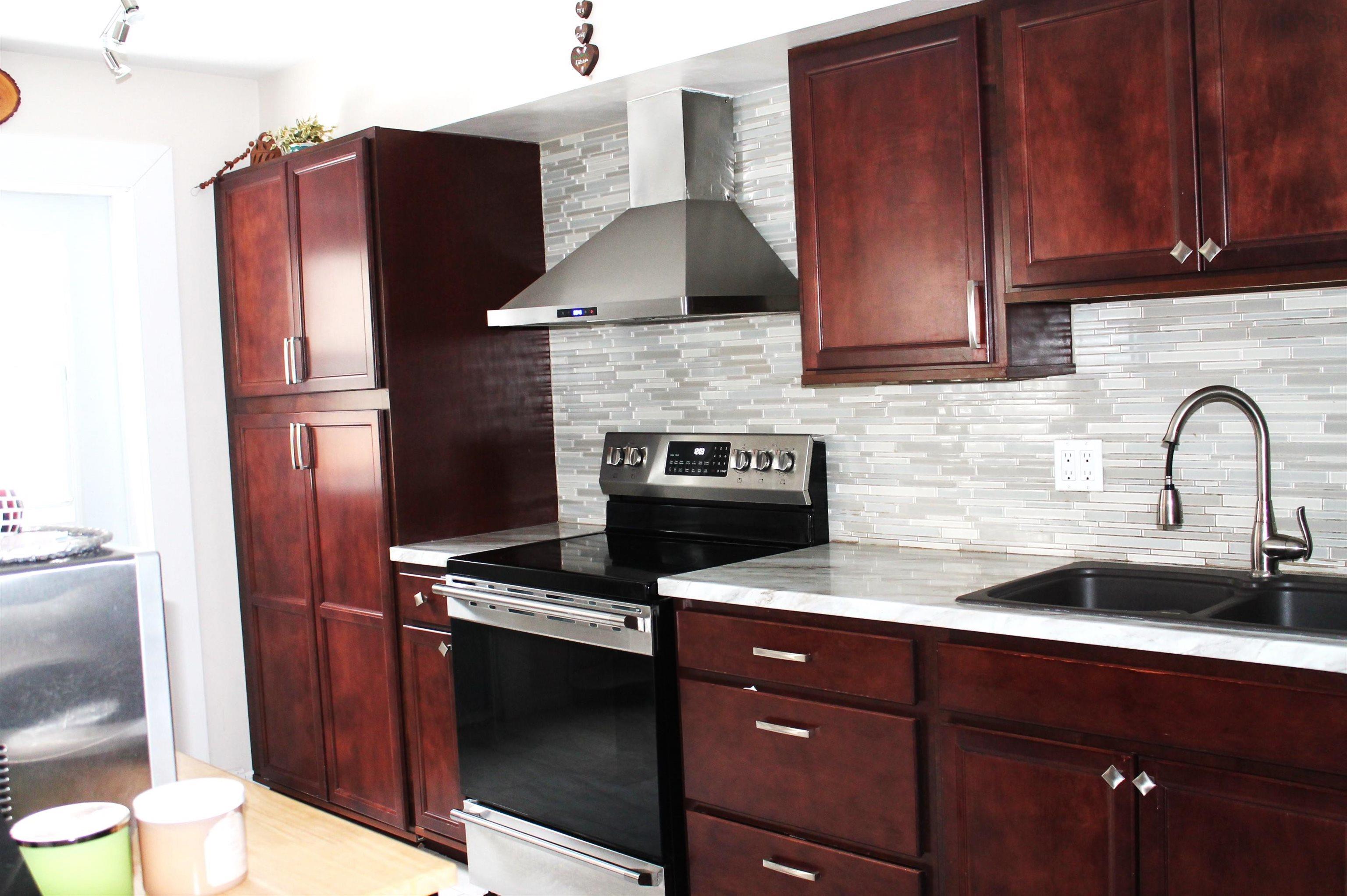 $599,000.00: 87 Lincoln Cross, Halifax