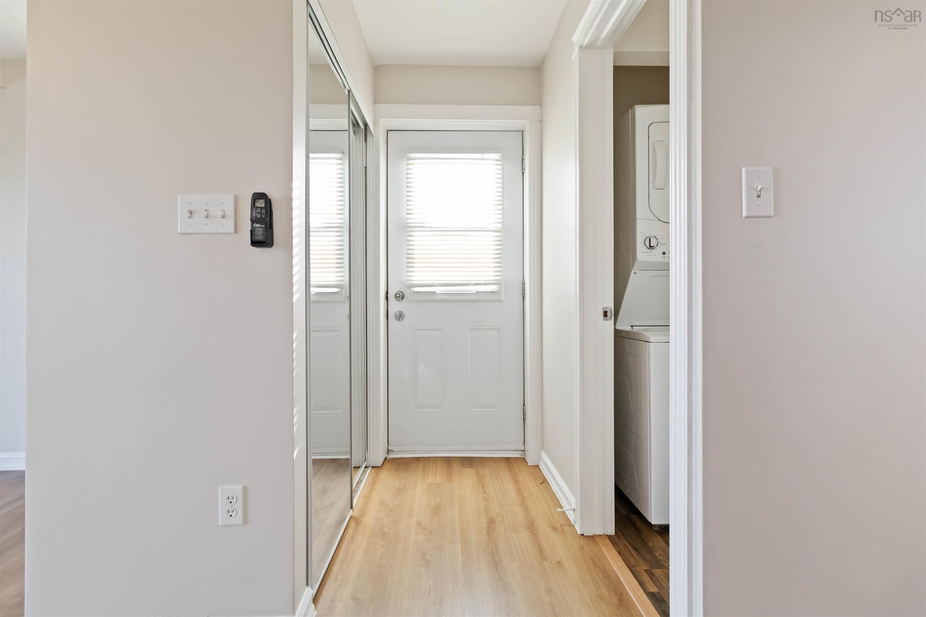 $587,900.00: 78 West Dover Road, West Dover