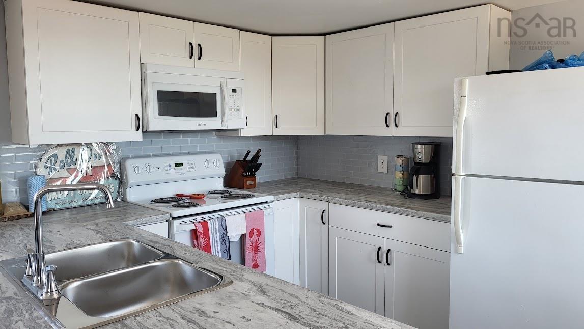 $210,000.00: 124 Red Cliff Drive, Seafoam