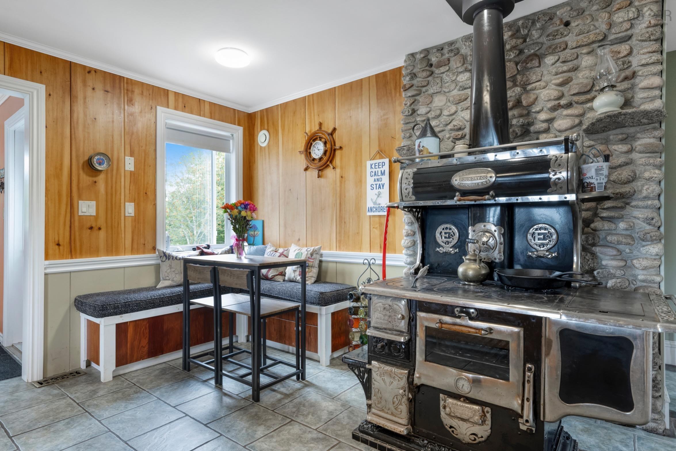 $825,000.00: 90 Orchard Heights, Maders Cove