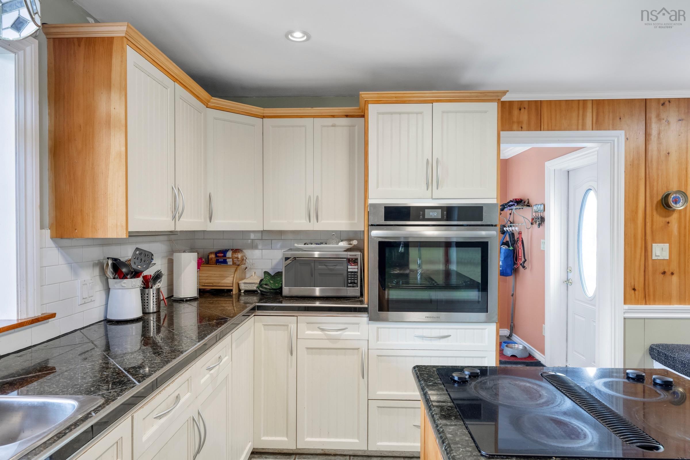 $825,000.00: 90 Orchard Heights, Maders Cove