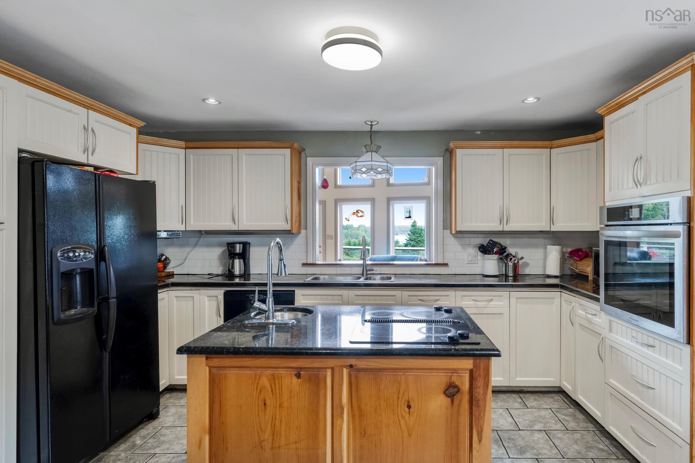 $825,000.00: 90 Orchard Heights, Maders Cove