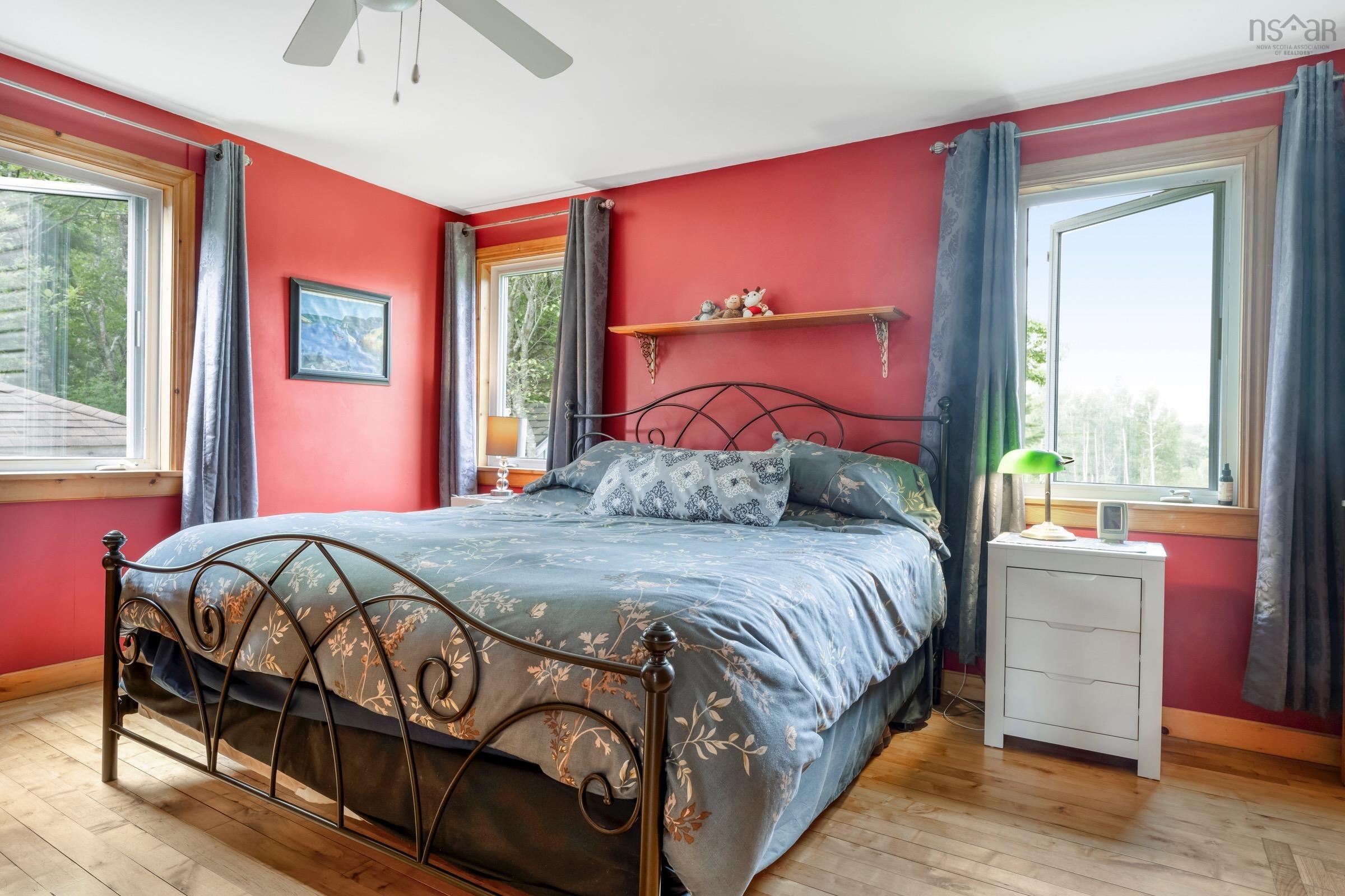 $825,000.00: 90 Orchard Heights, Maders Cove