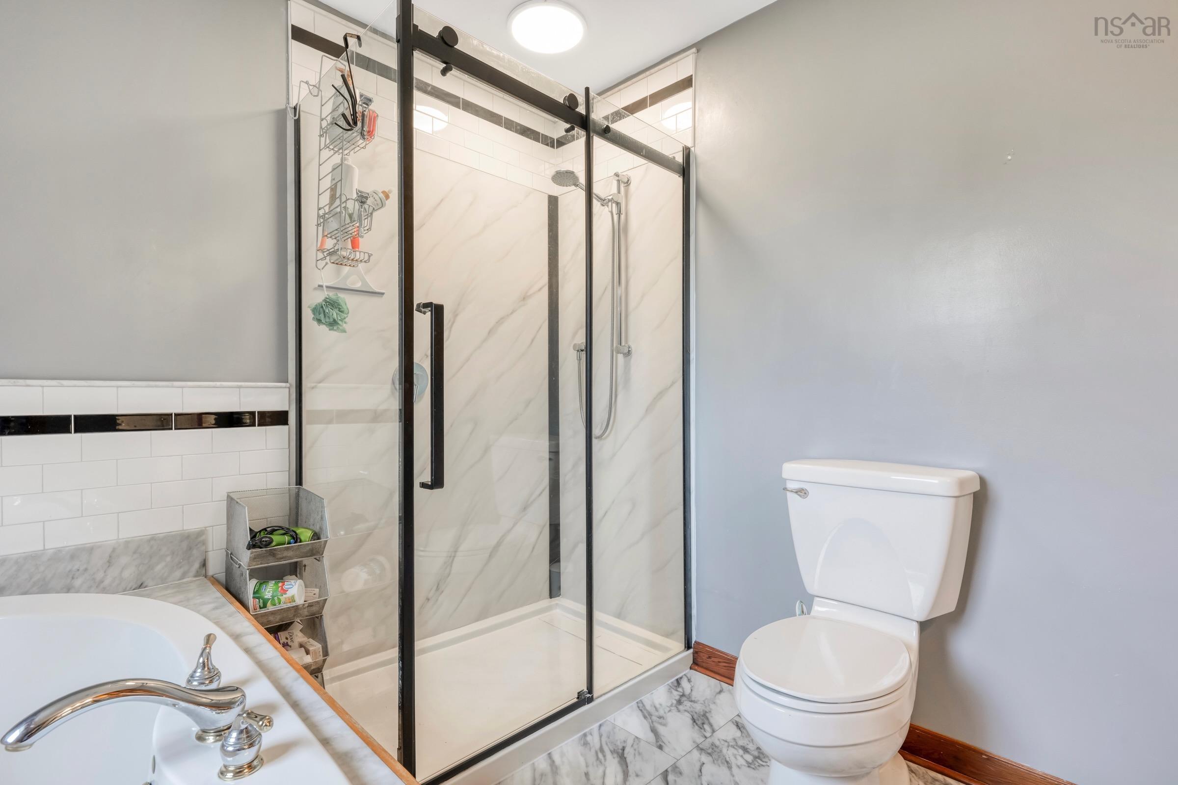 $825,000.00: 90 Orchard Heights, Maders Cove