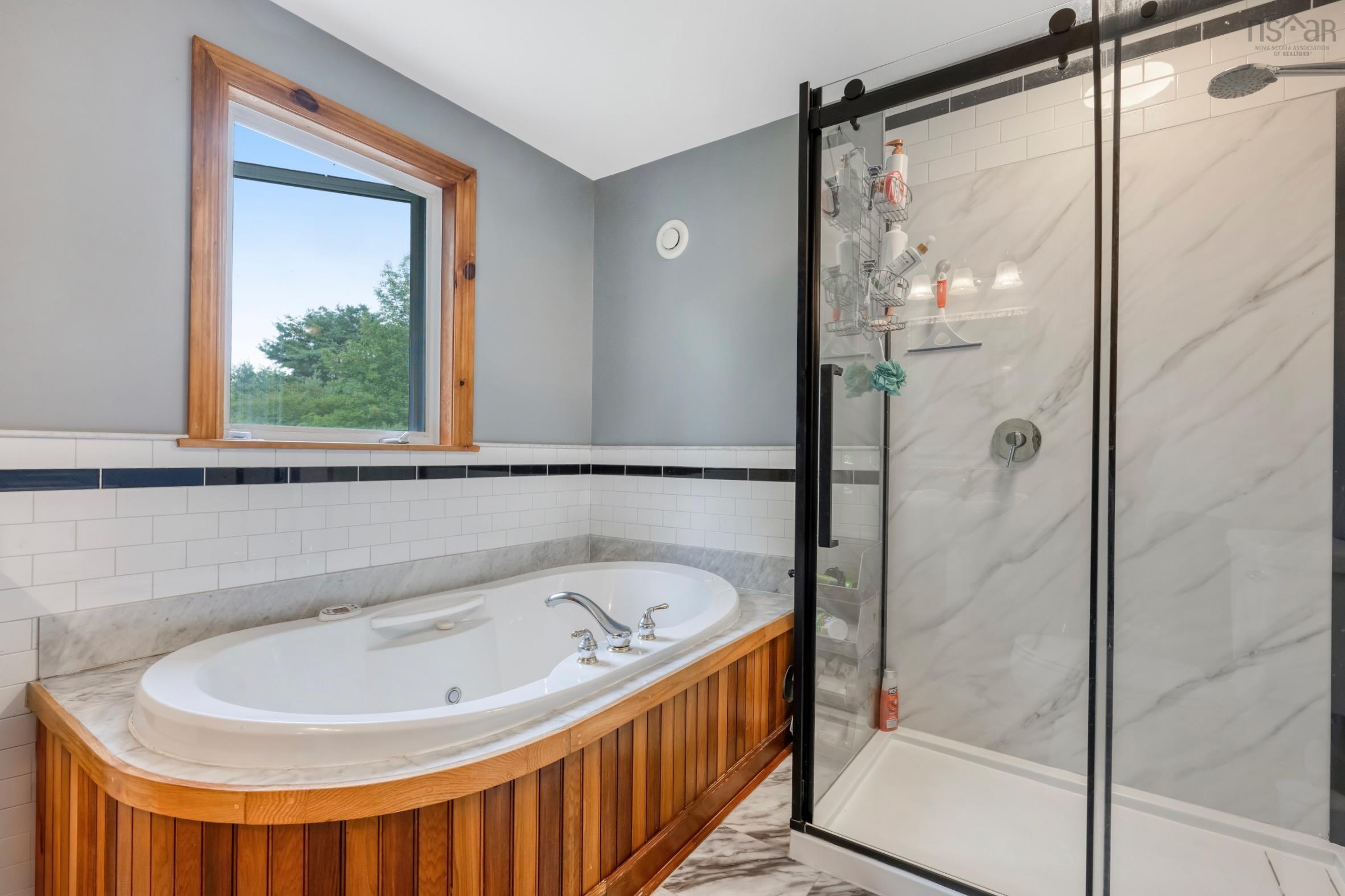 $825,000.00: 90 Orchard Heights, Maders Cove