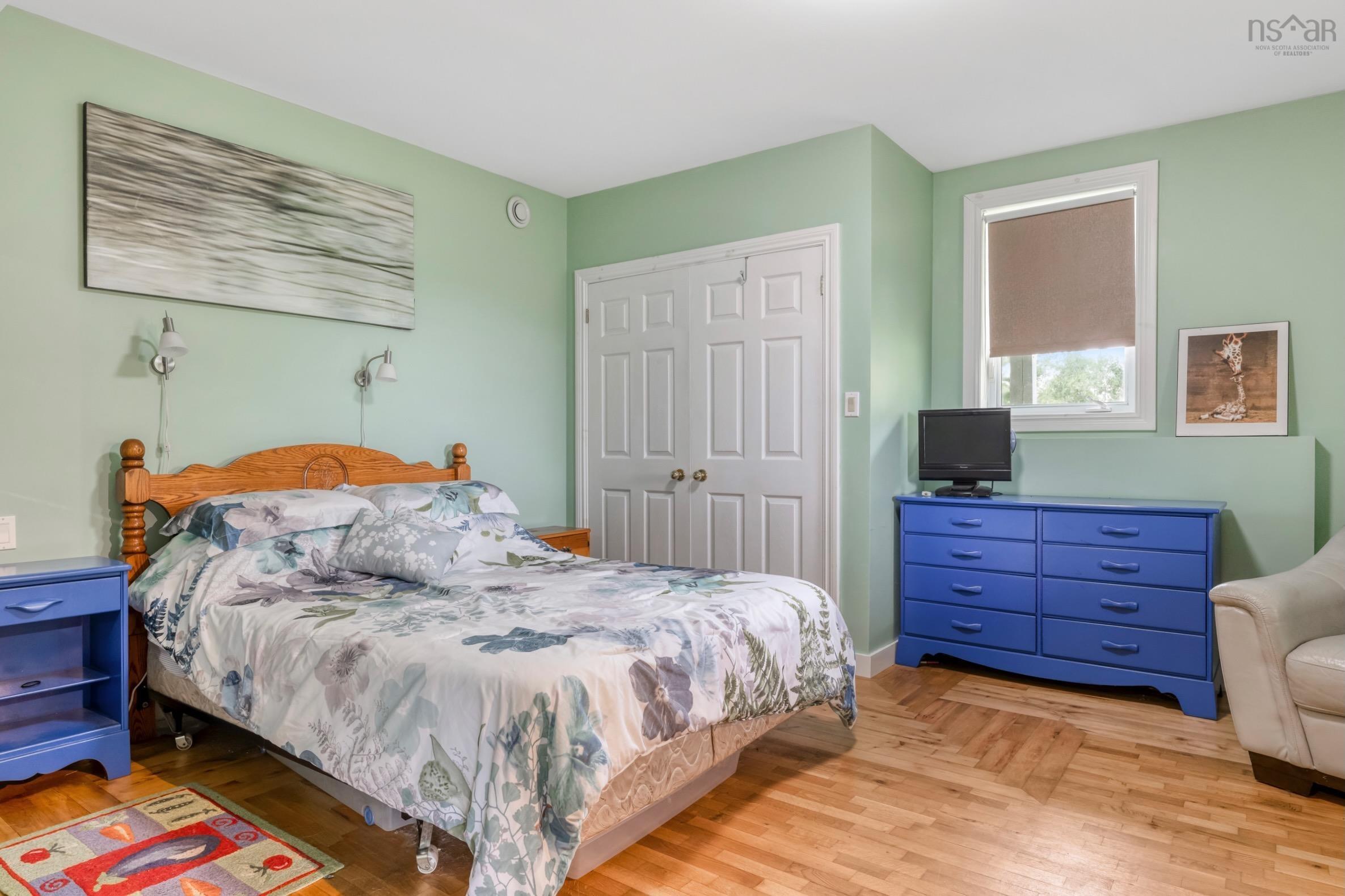 $825,000.00: 90 Orchard Heights, Maders Cove