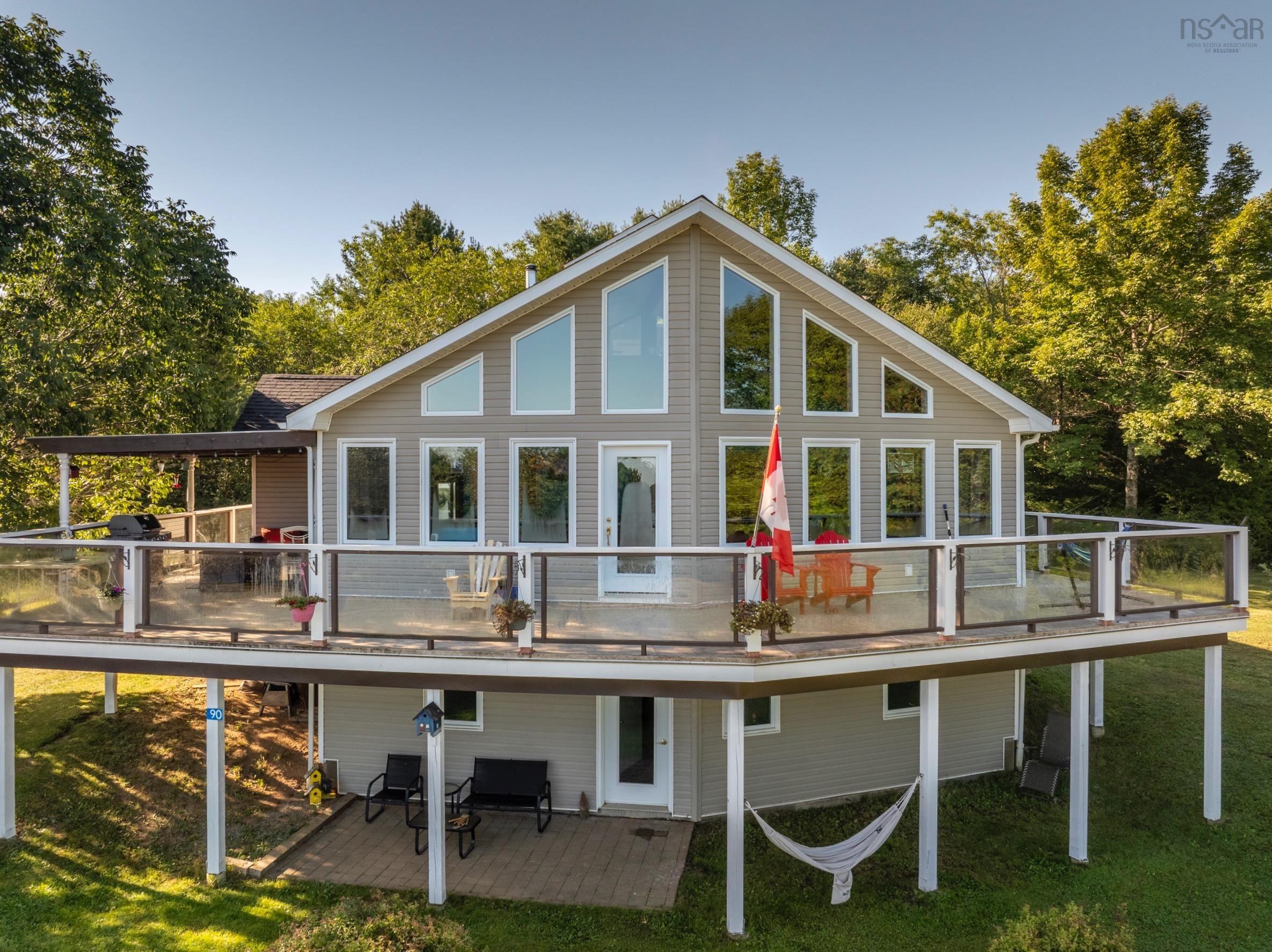 $825,000.00: 90 Orchard Heights, Maders Cove