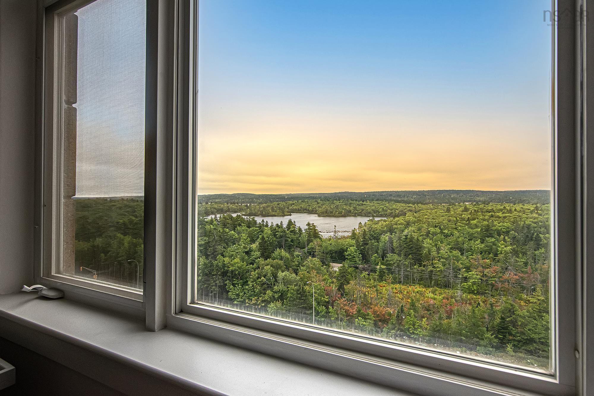 $489,900.00: 910 60 Walter Havill Drive, Halifax