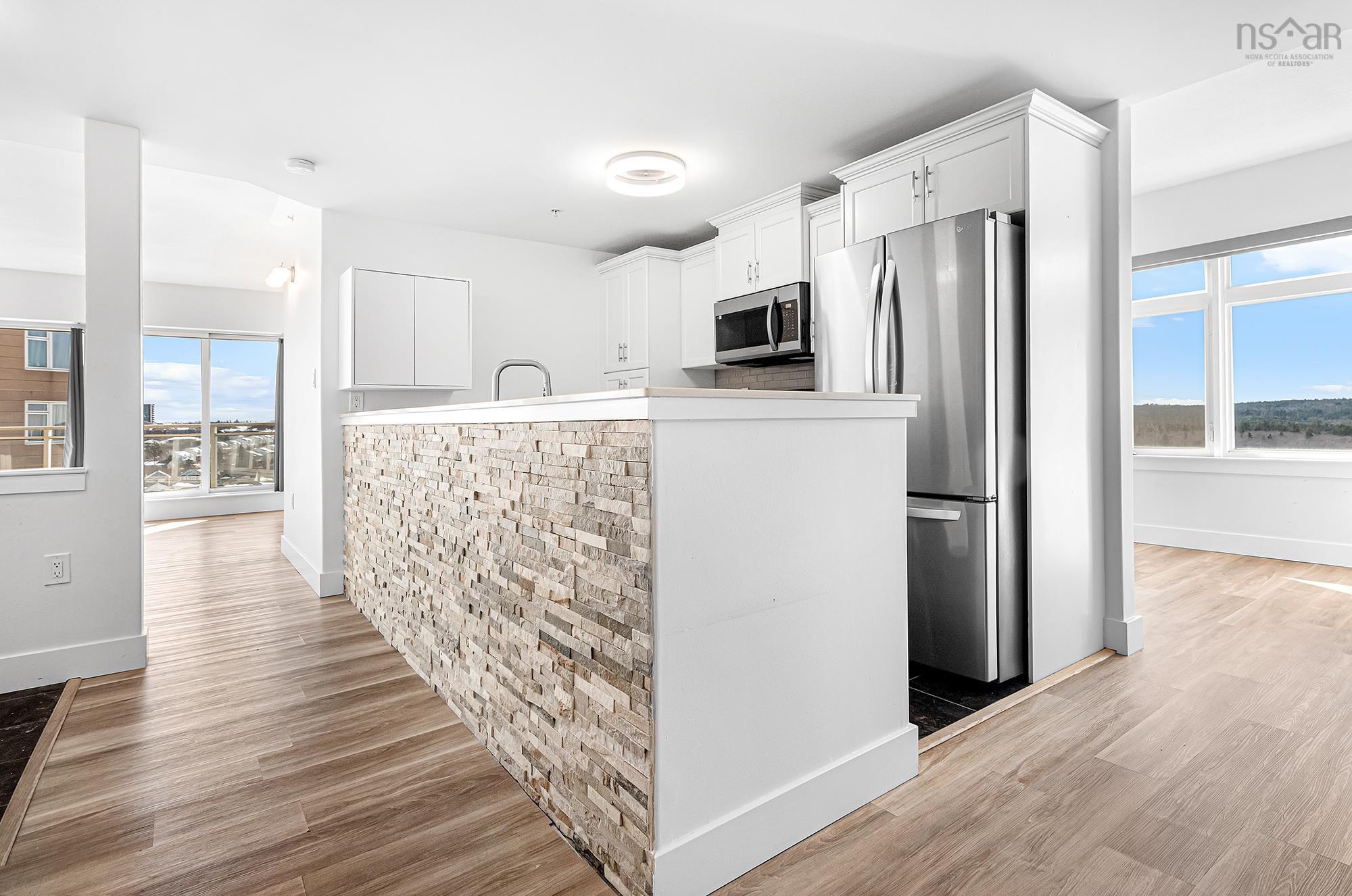 $489,900.00: 910 60 Walter Havill Drive, Halifax