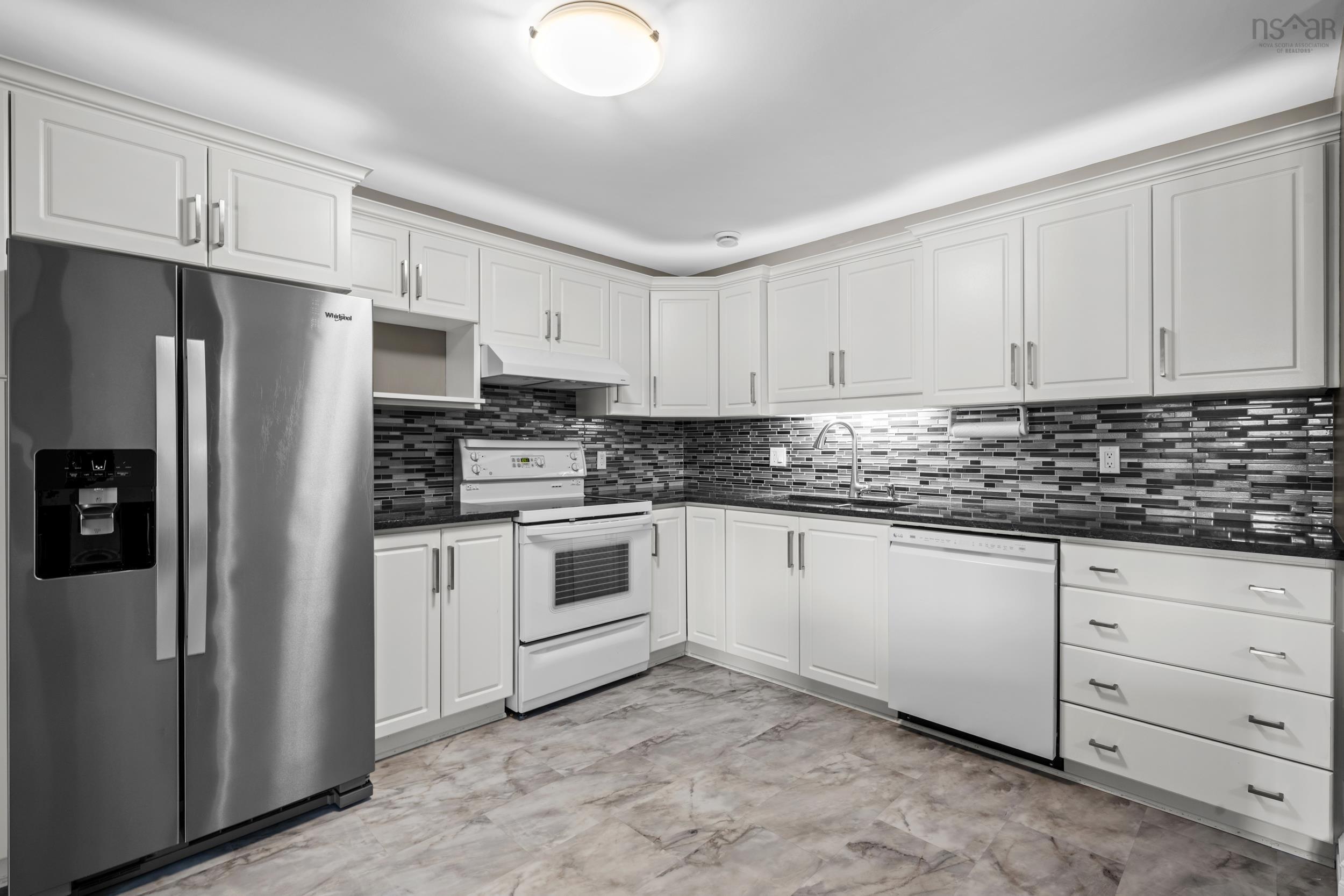 $469,900.00: 101 52 Whitehall Crescent, Dartmouth