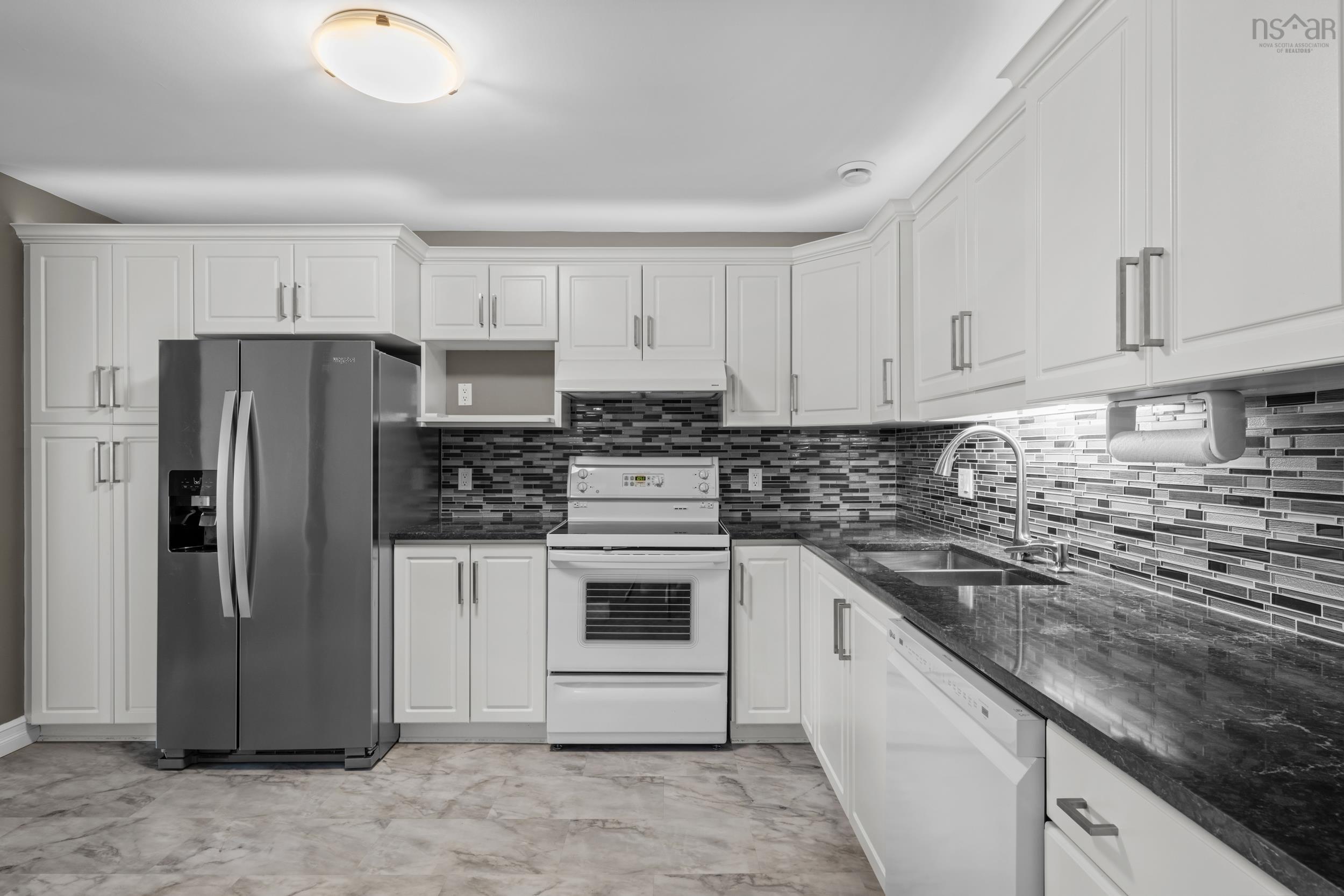 $469,900.00: 101 52 Whitehall Crescent, Dartmouth