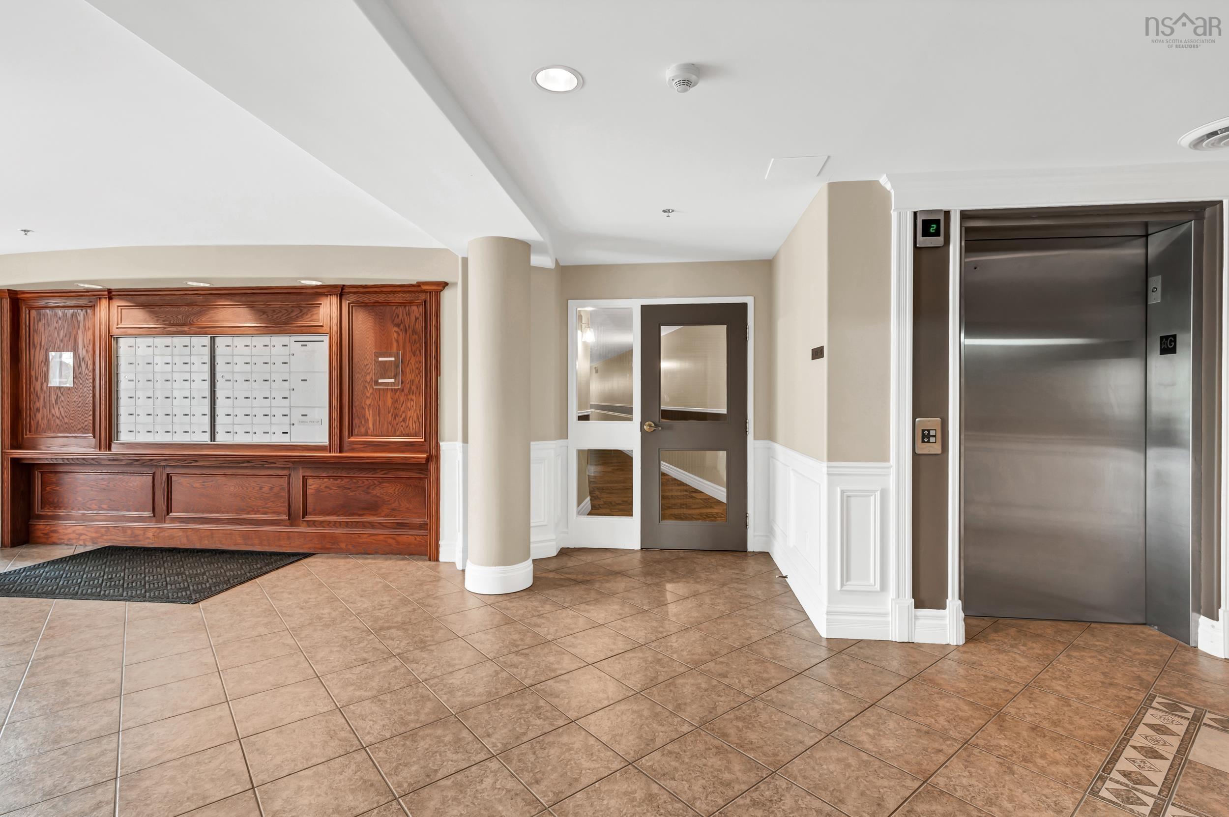 $469,900.00: 101 52 Whitehall Crescent, Dartmouth