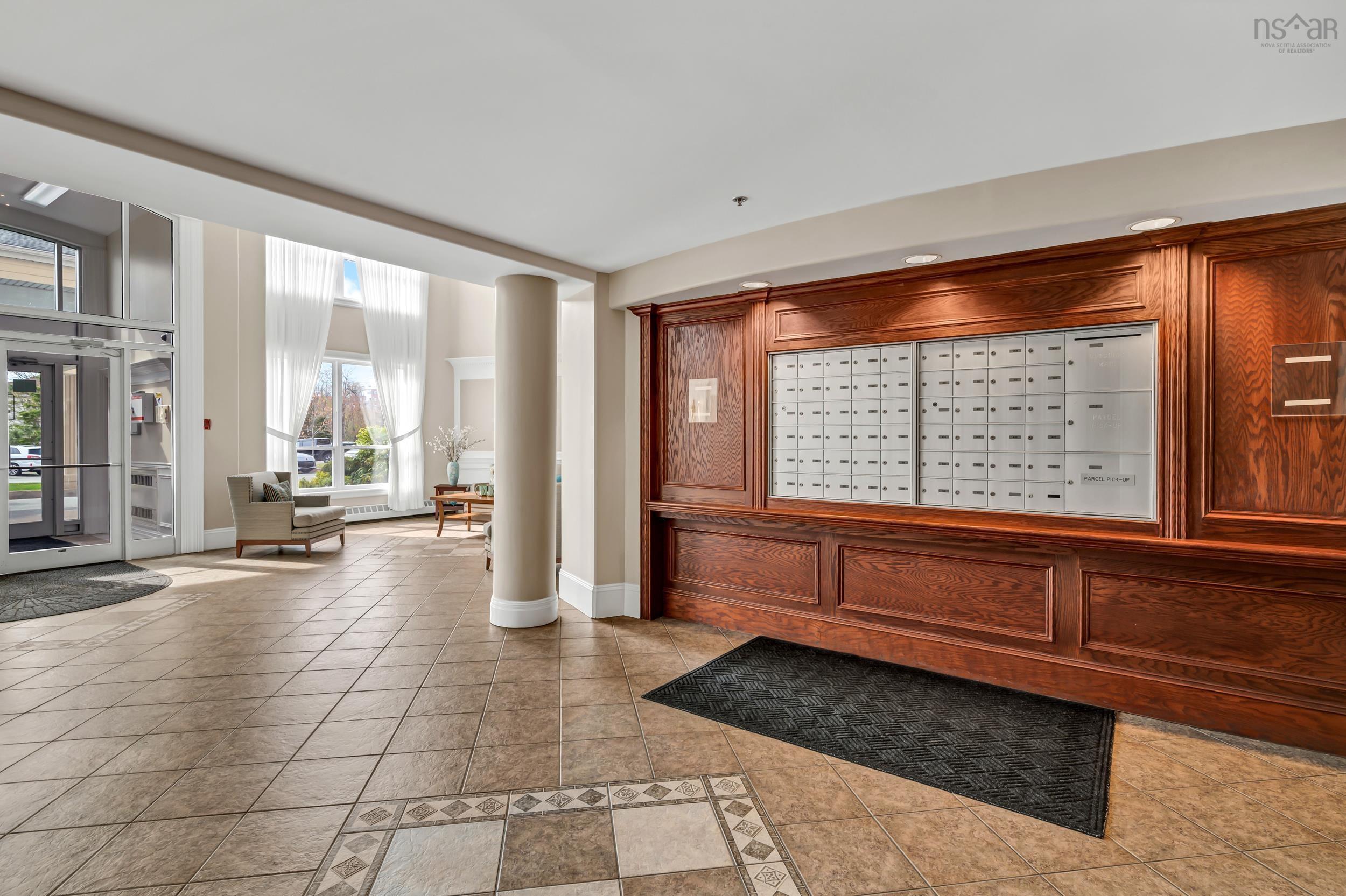 $469,900.00: 101 52 Whitehall Crescent, Dartmouth