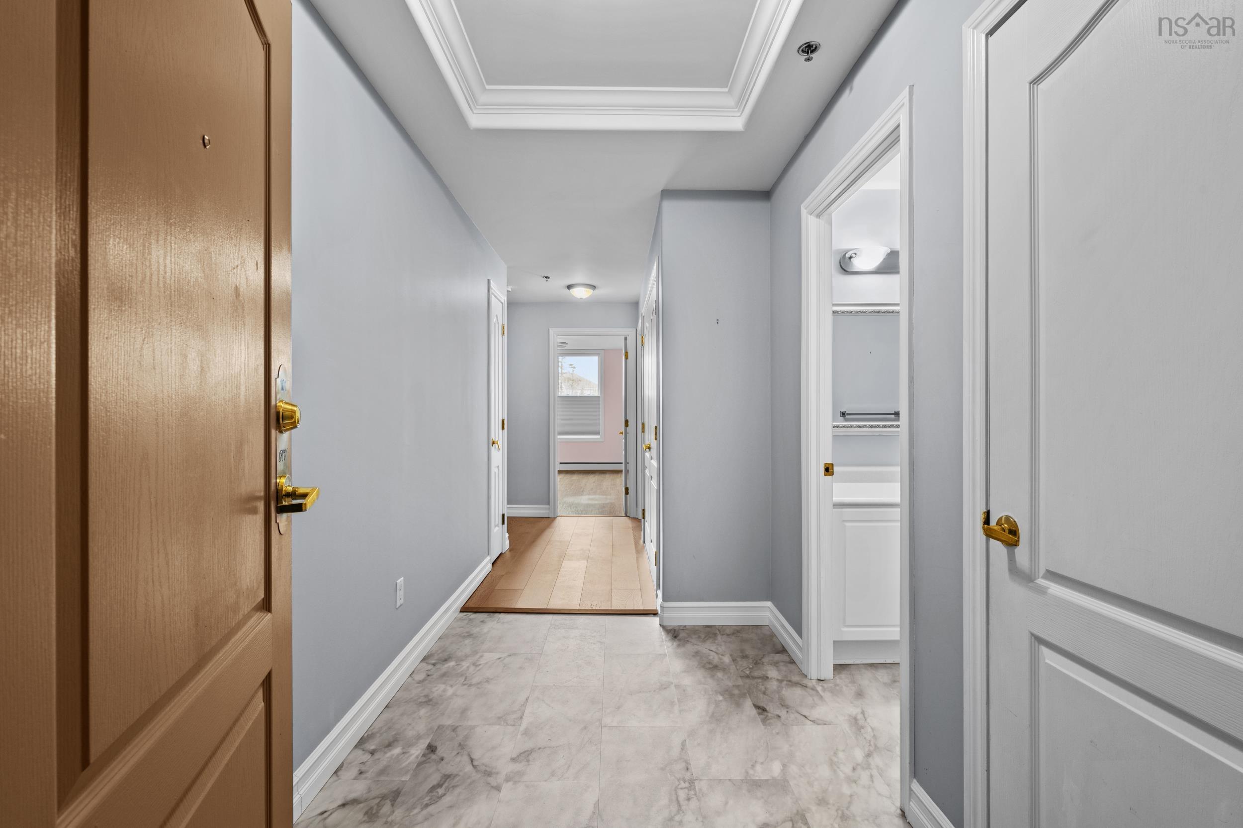 $469,900.00: 101 52 Whitehall Crescent, Dartmouth