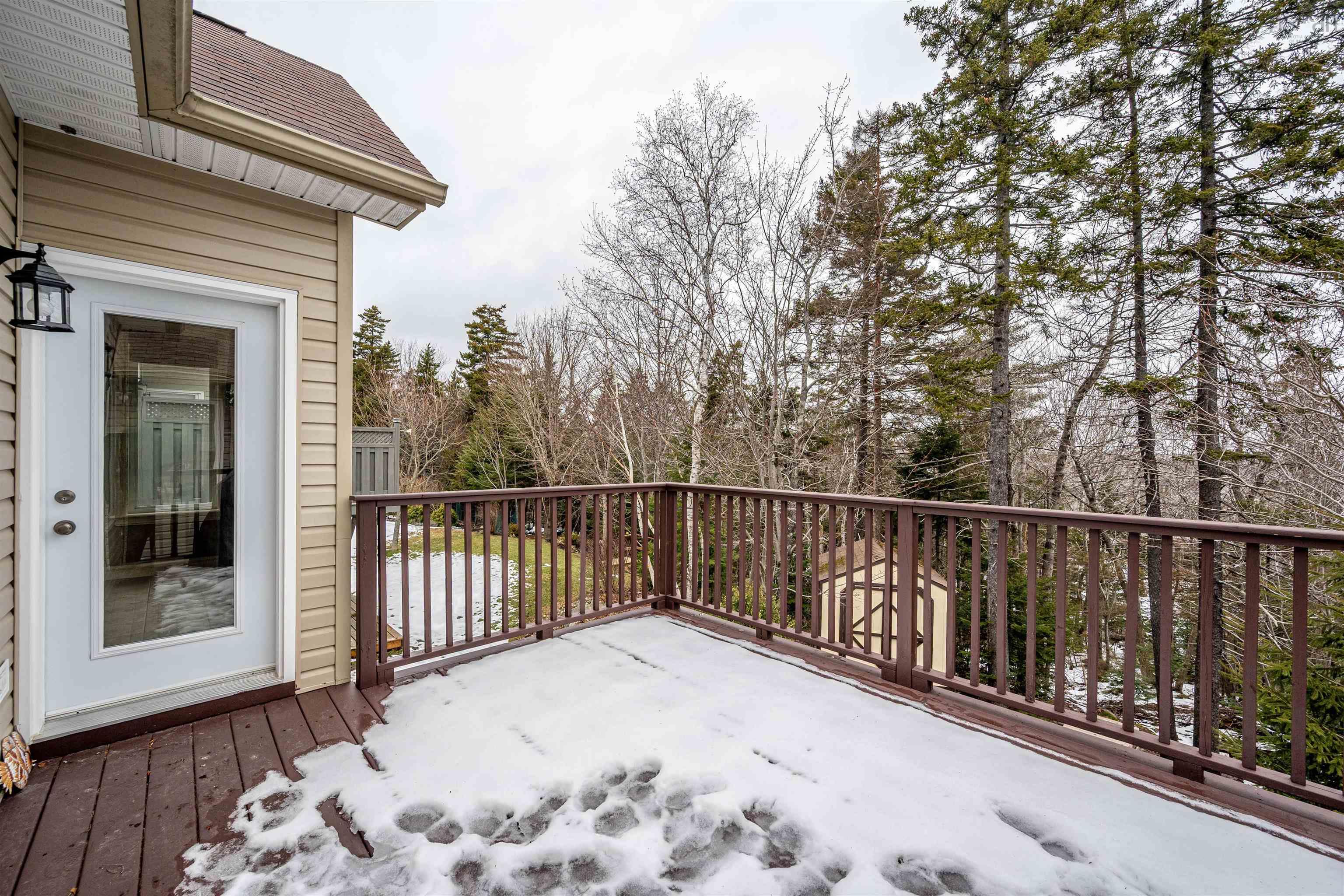 $724,900.00: 11 Stockton Ridge, Bedford