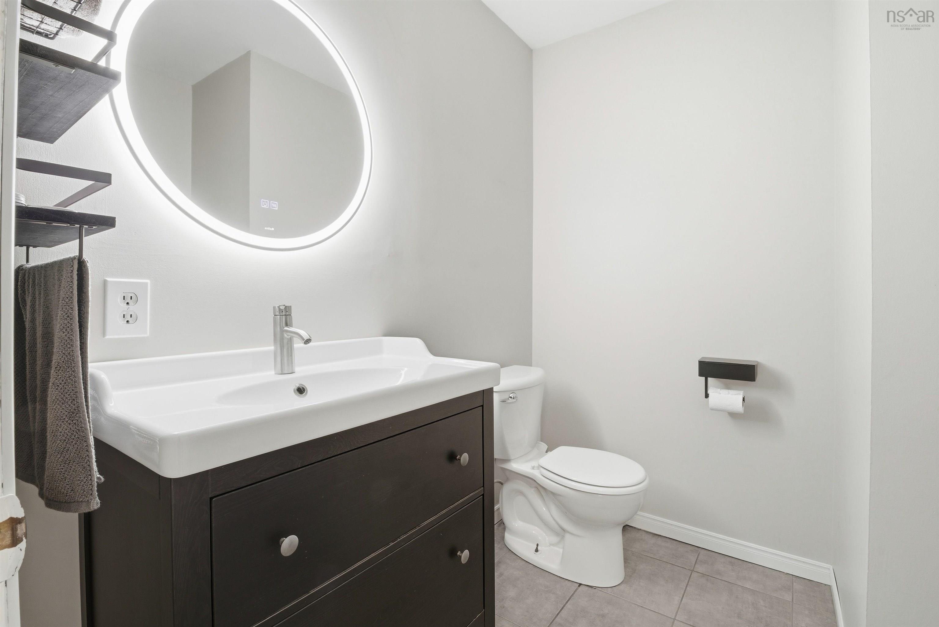 $599,900.00: 17 Sprucewood Avenue, Timberlea