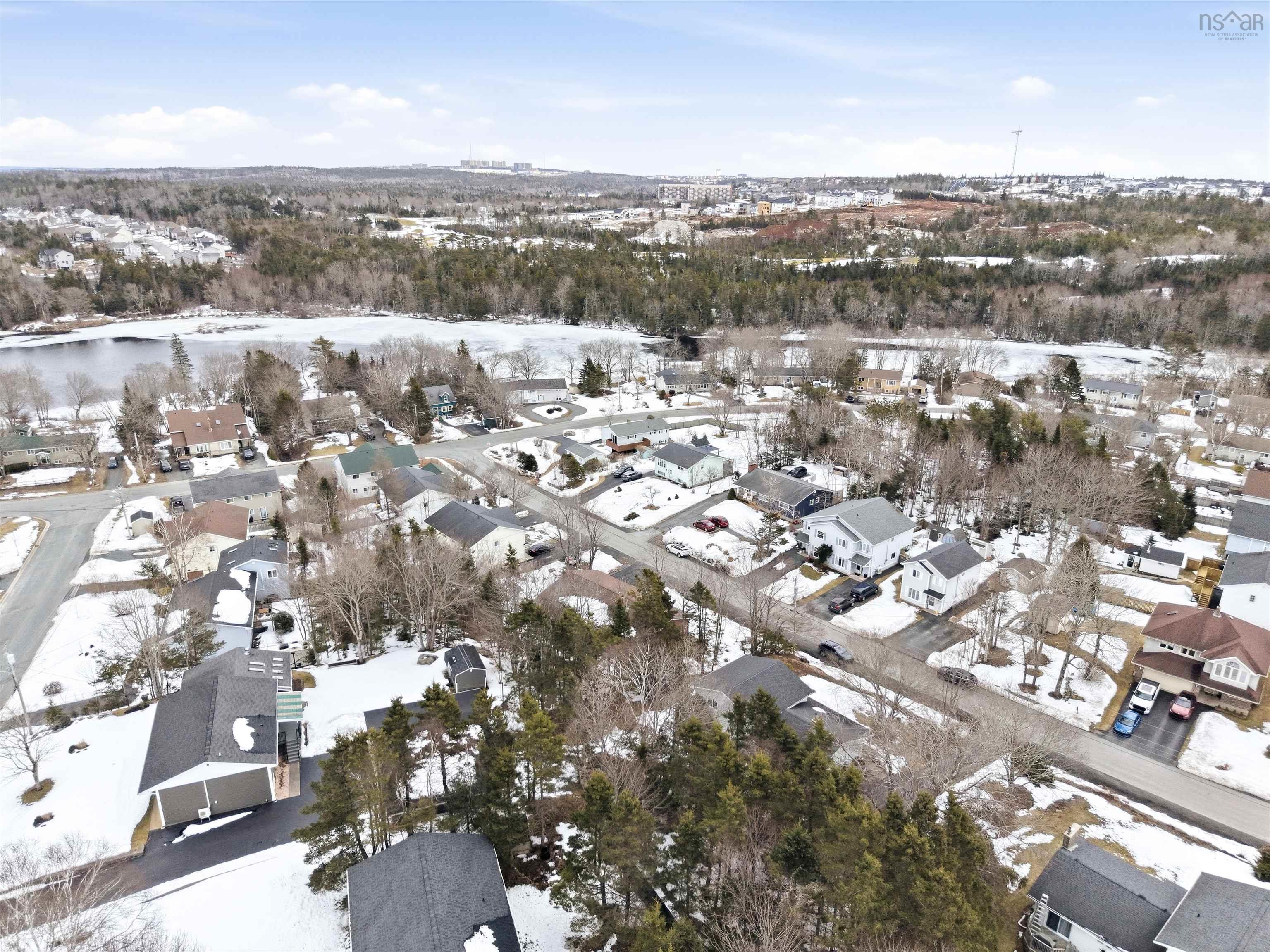 $599,900.00: 17 Sprucewood Avenue, Timberlea