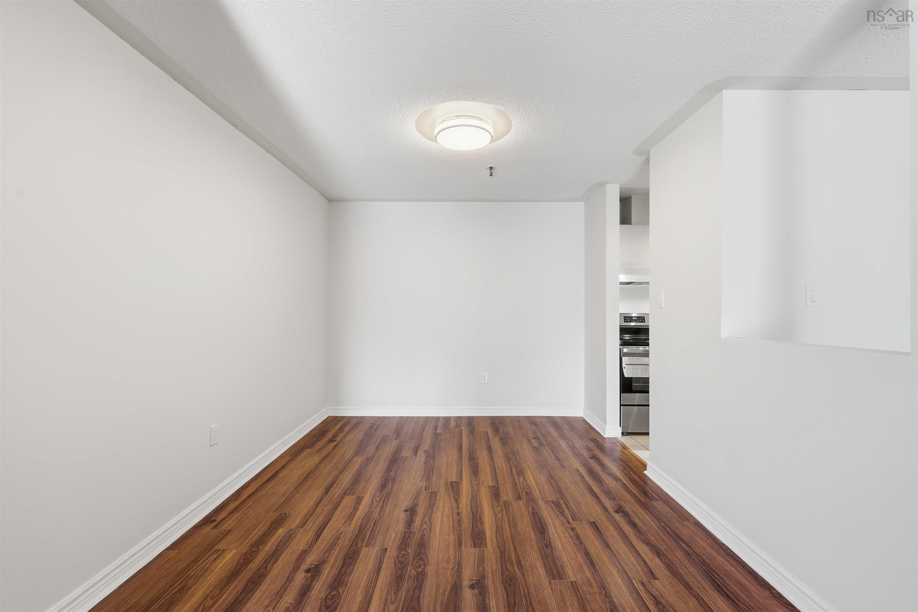 $332,900.00: 314 15 Langbrea Drive, Halifax