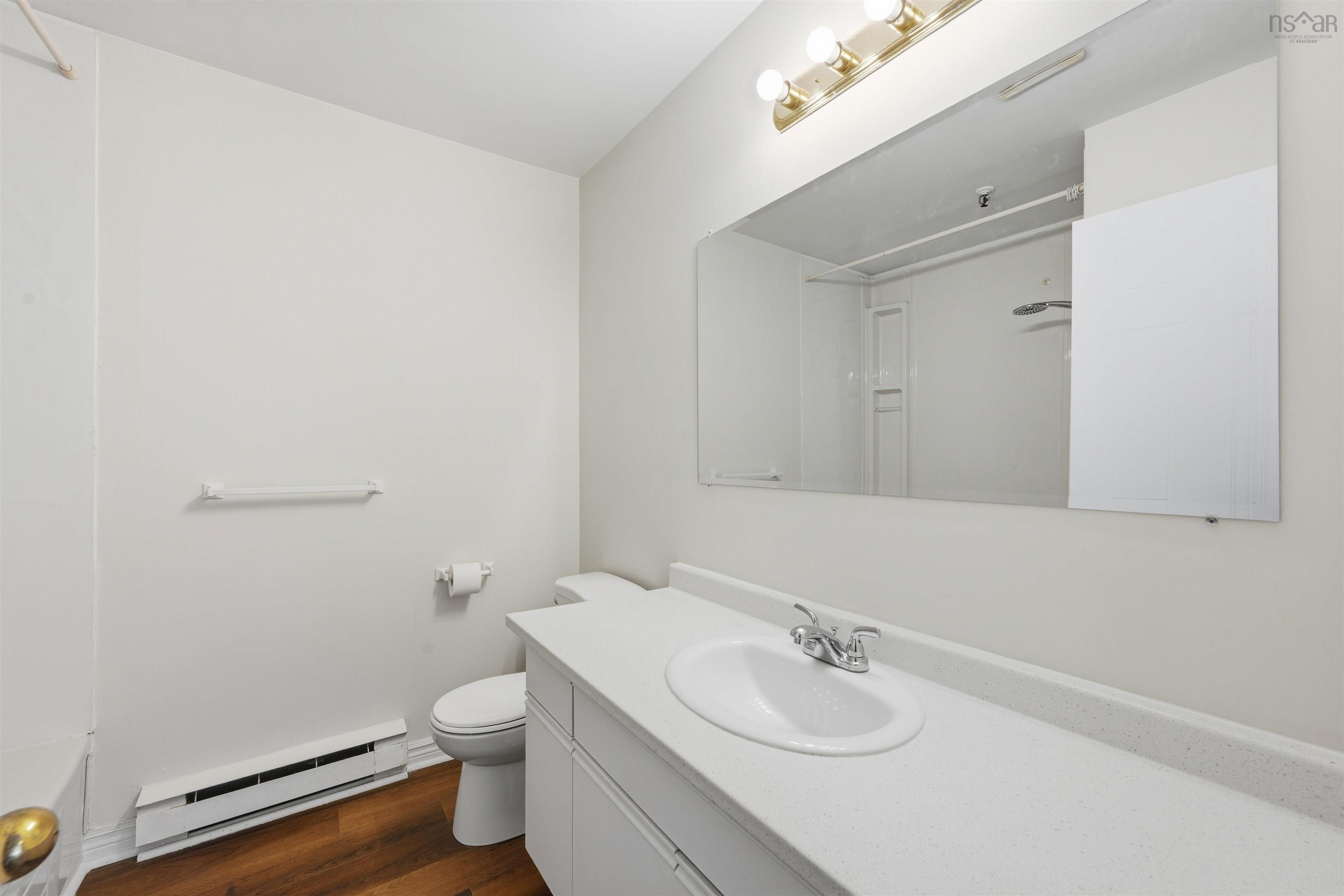 $332,900.00: 314 15 Langbrea Drive, Halifax