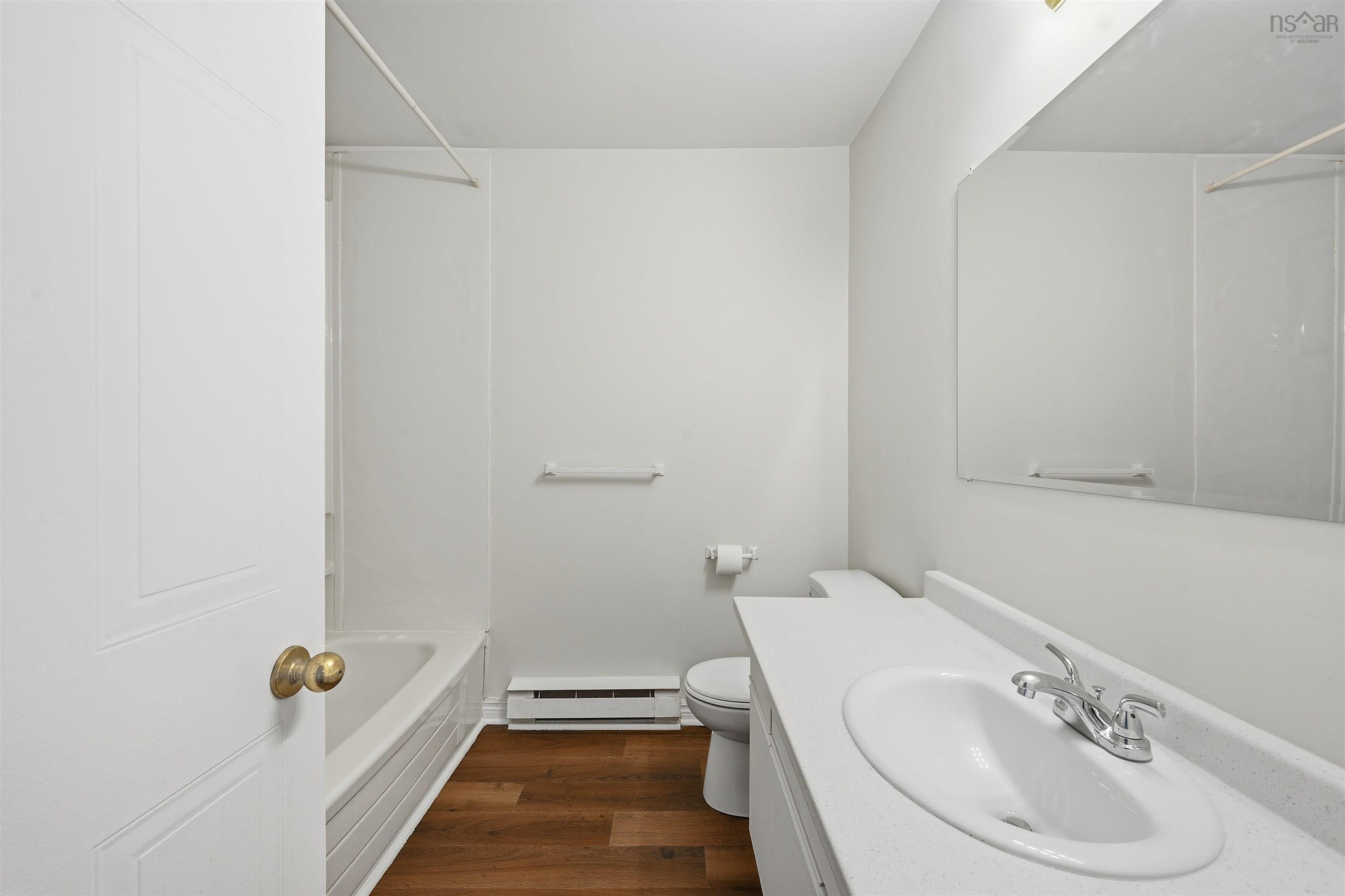 $332,900.00: 314 15 Langbrea Drive, Halifax