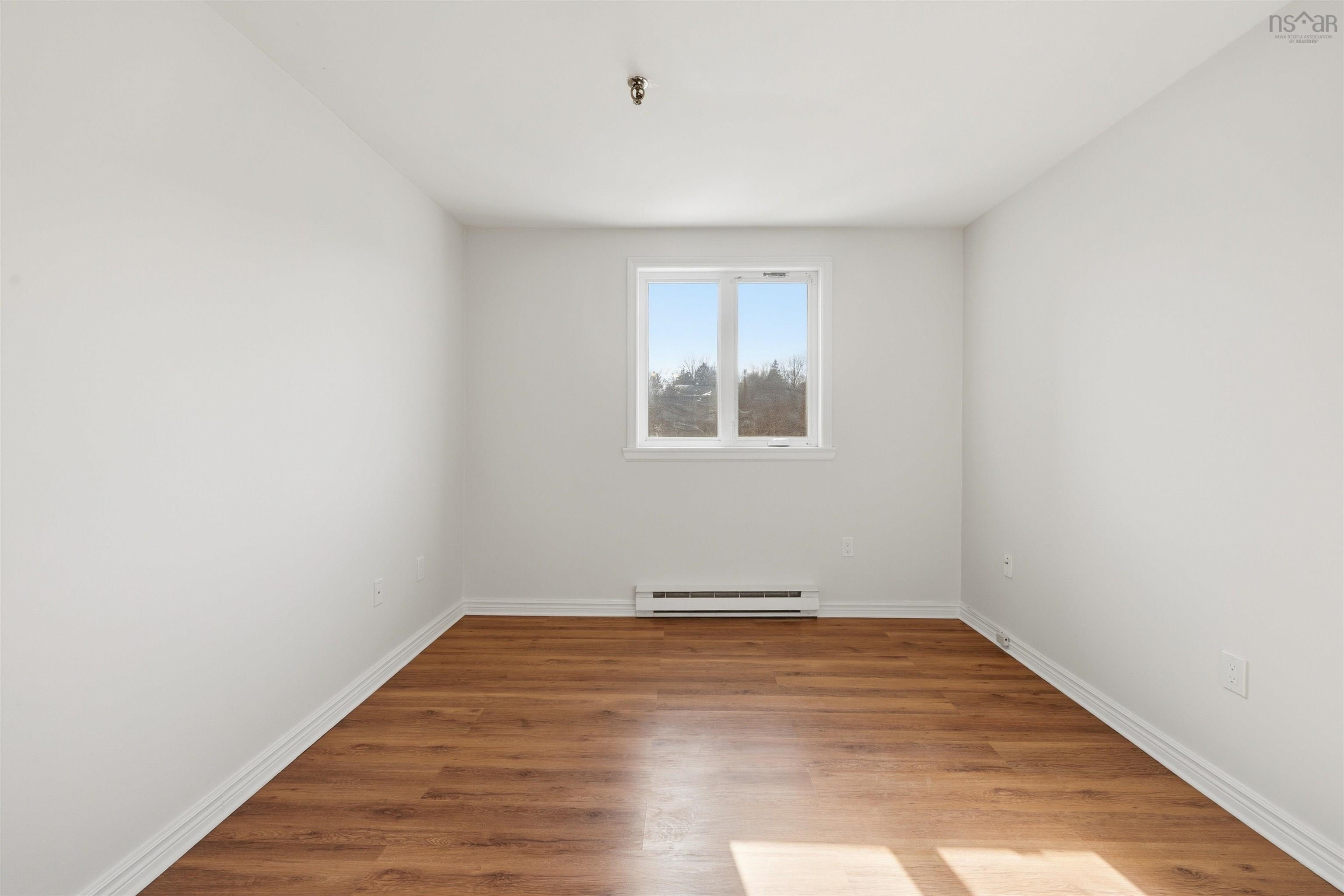 $332,900.00: 314 15 Langbrea Drive, Halifax