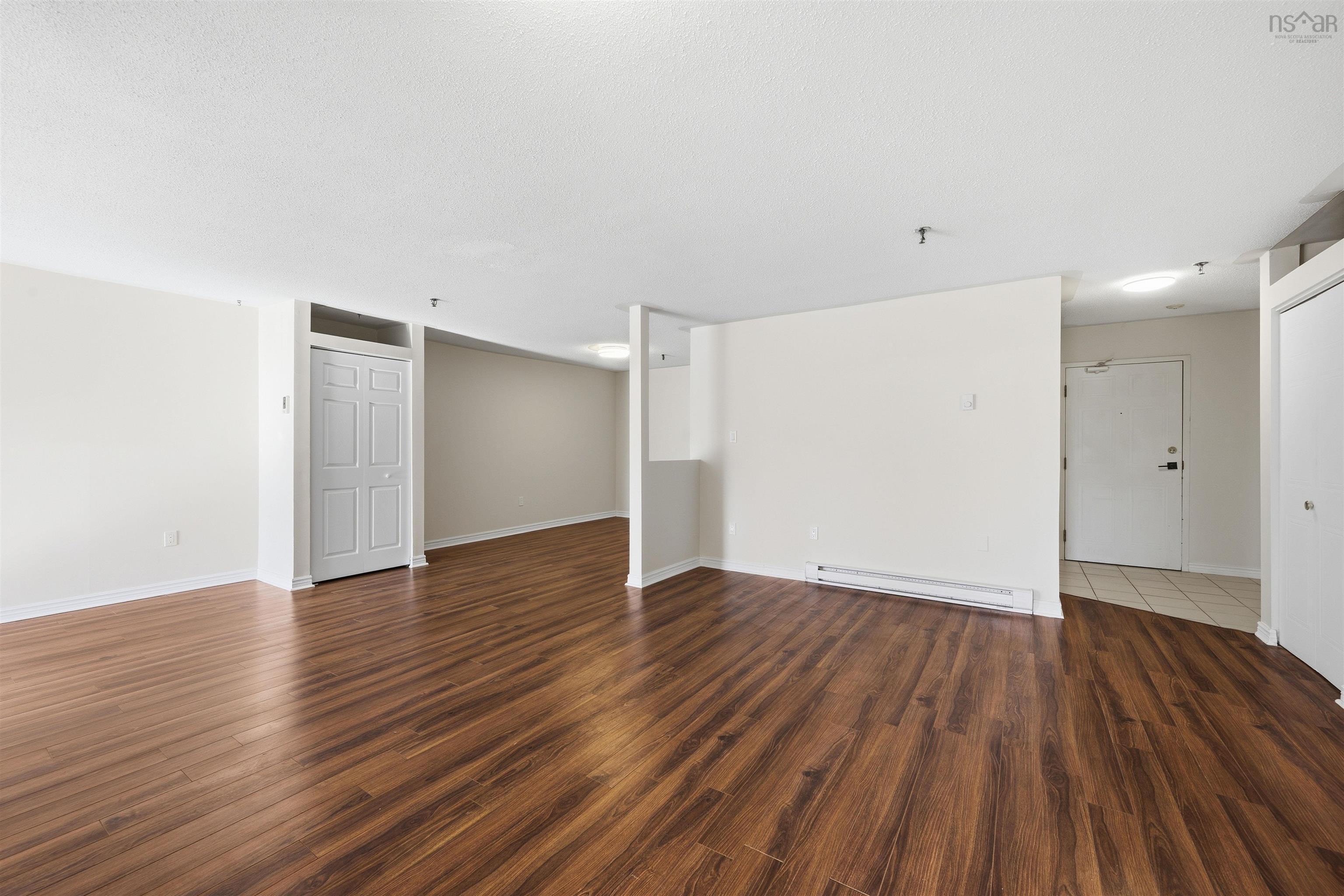 $332,900.00: 314 15 Langbrea Drive, Halifax