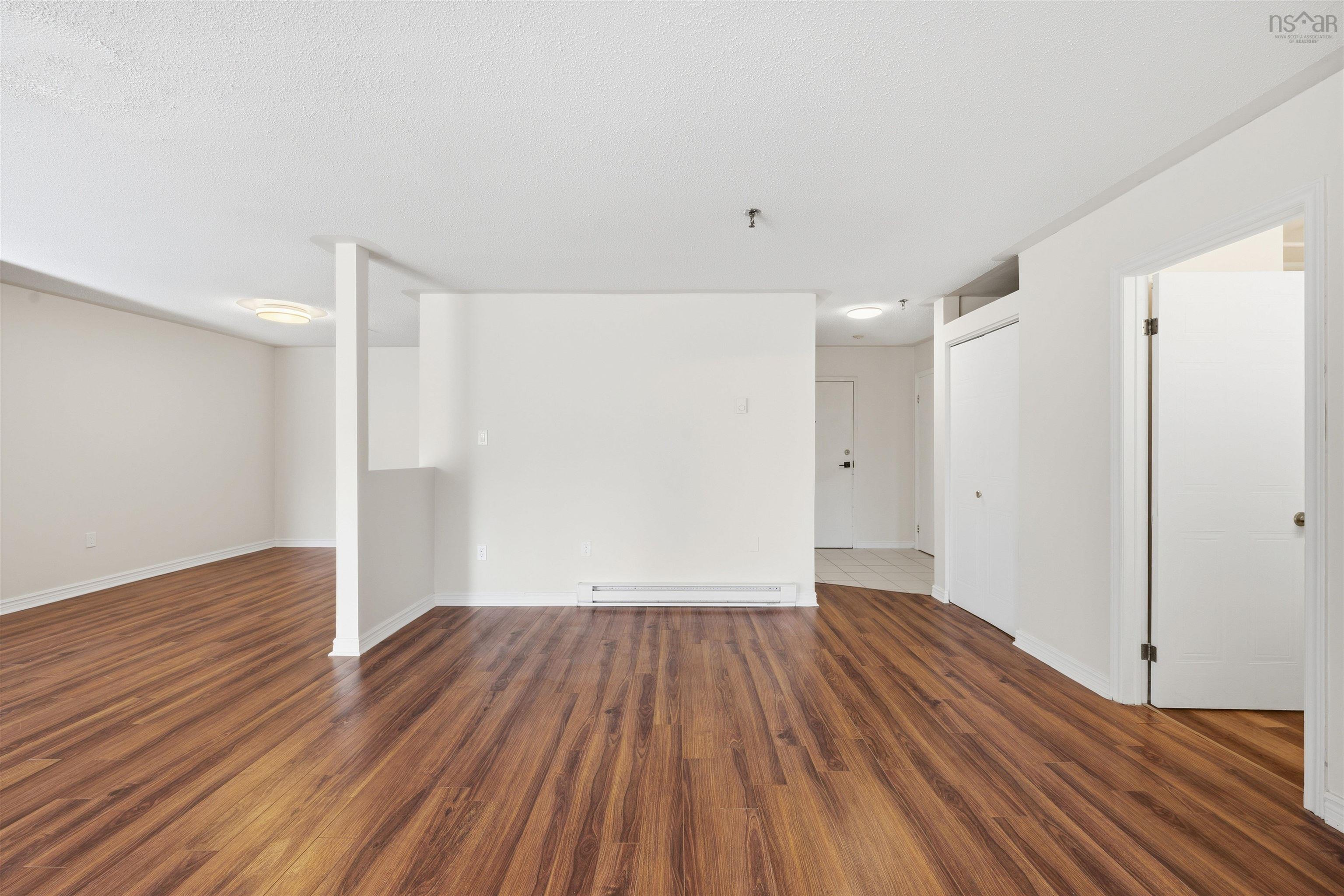 $332,900.00: 314 15 Langbrea Drive, Halifax