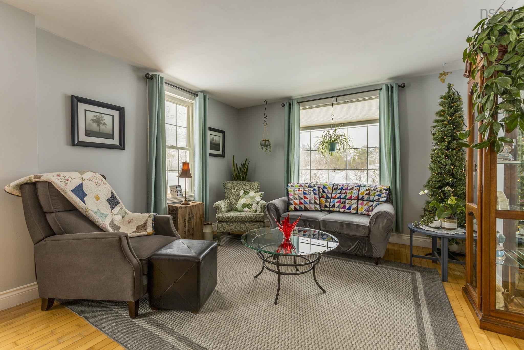 $324,900.00: 43 Harris Road, Haliburton