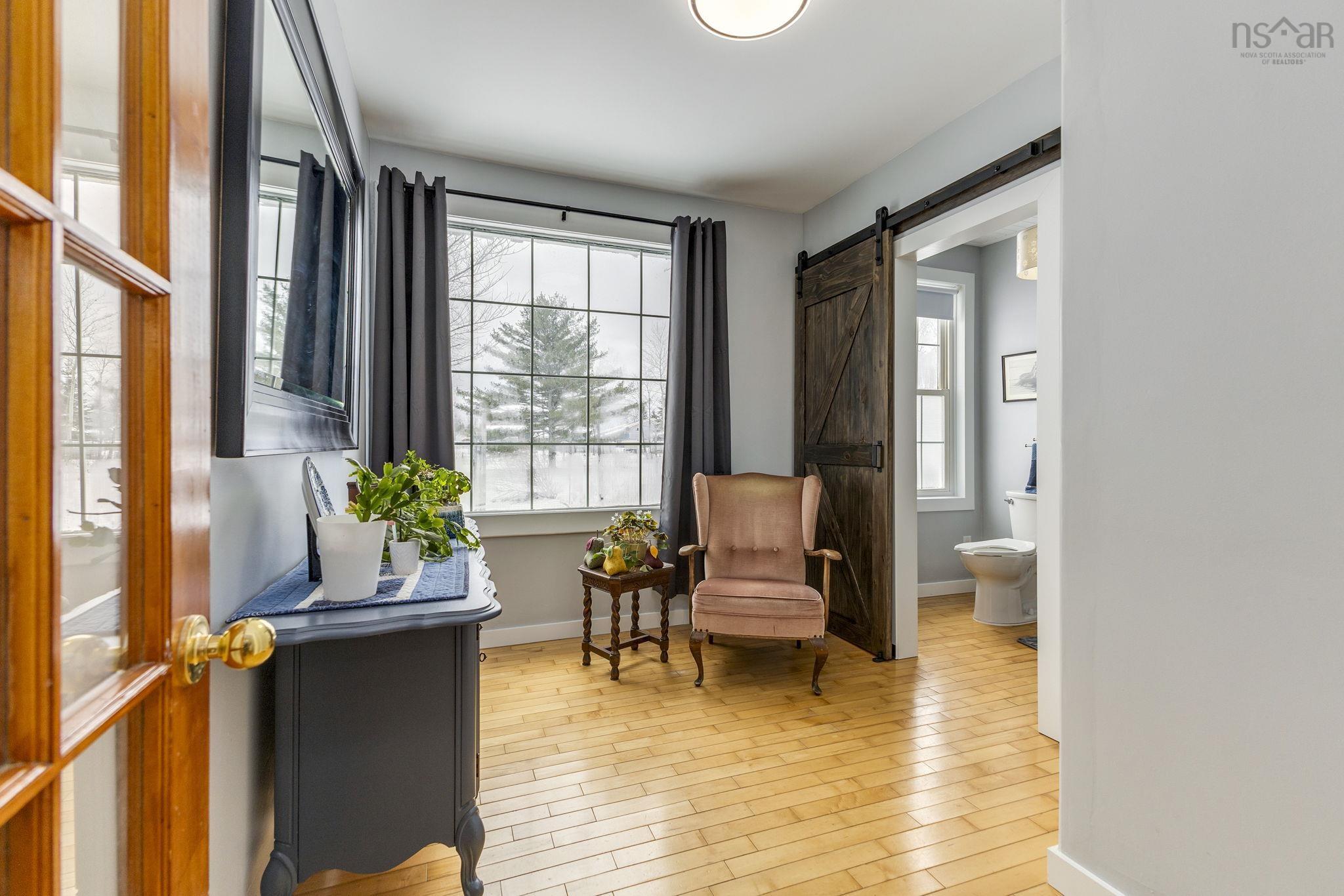 $324,900.00: 43 Harris Road, Haliburton