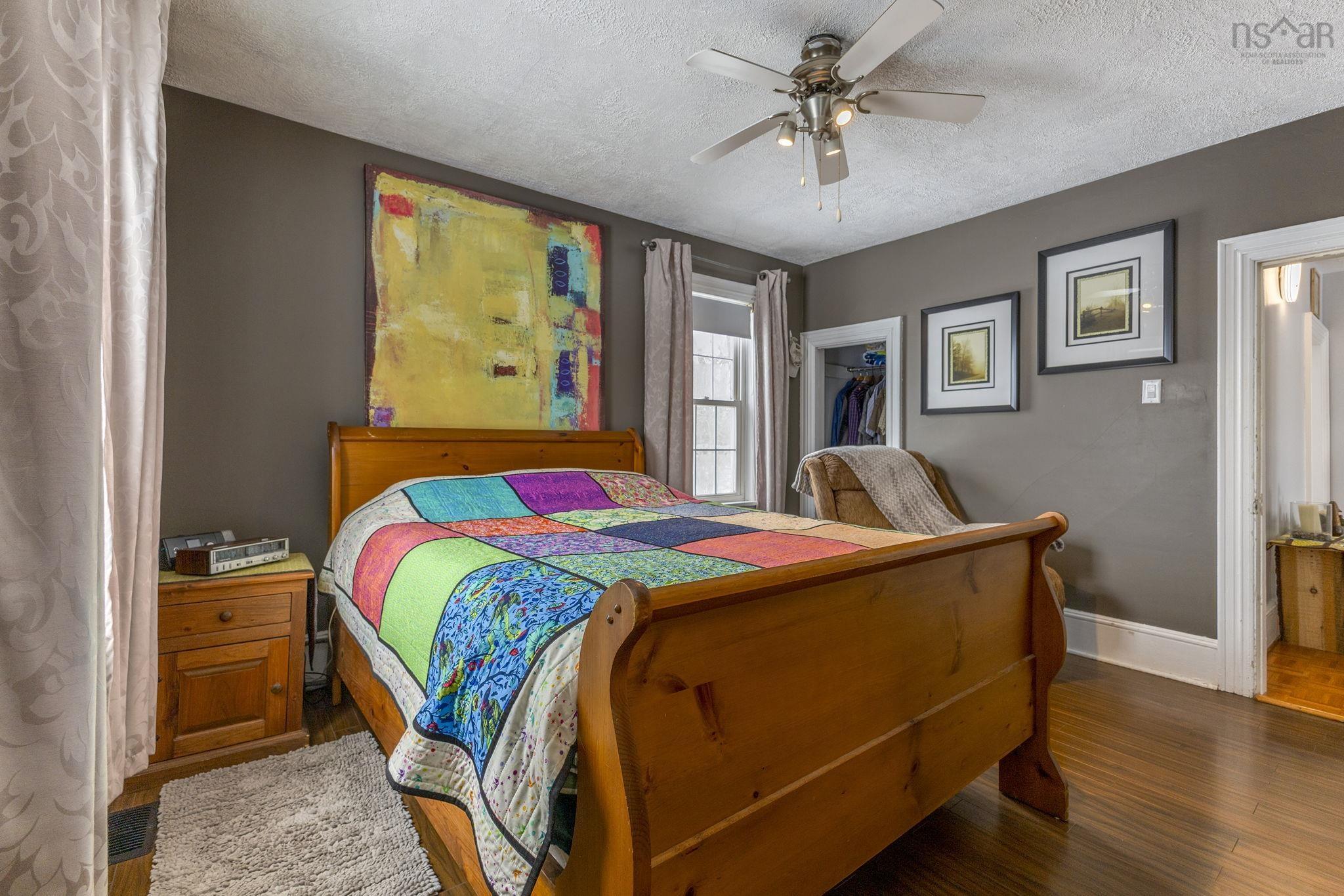 $324,900.00: 43 Harris Road, Haliburton