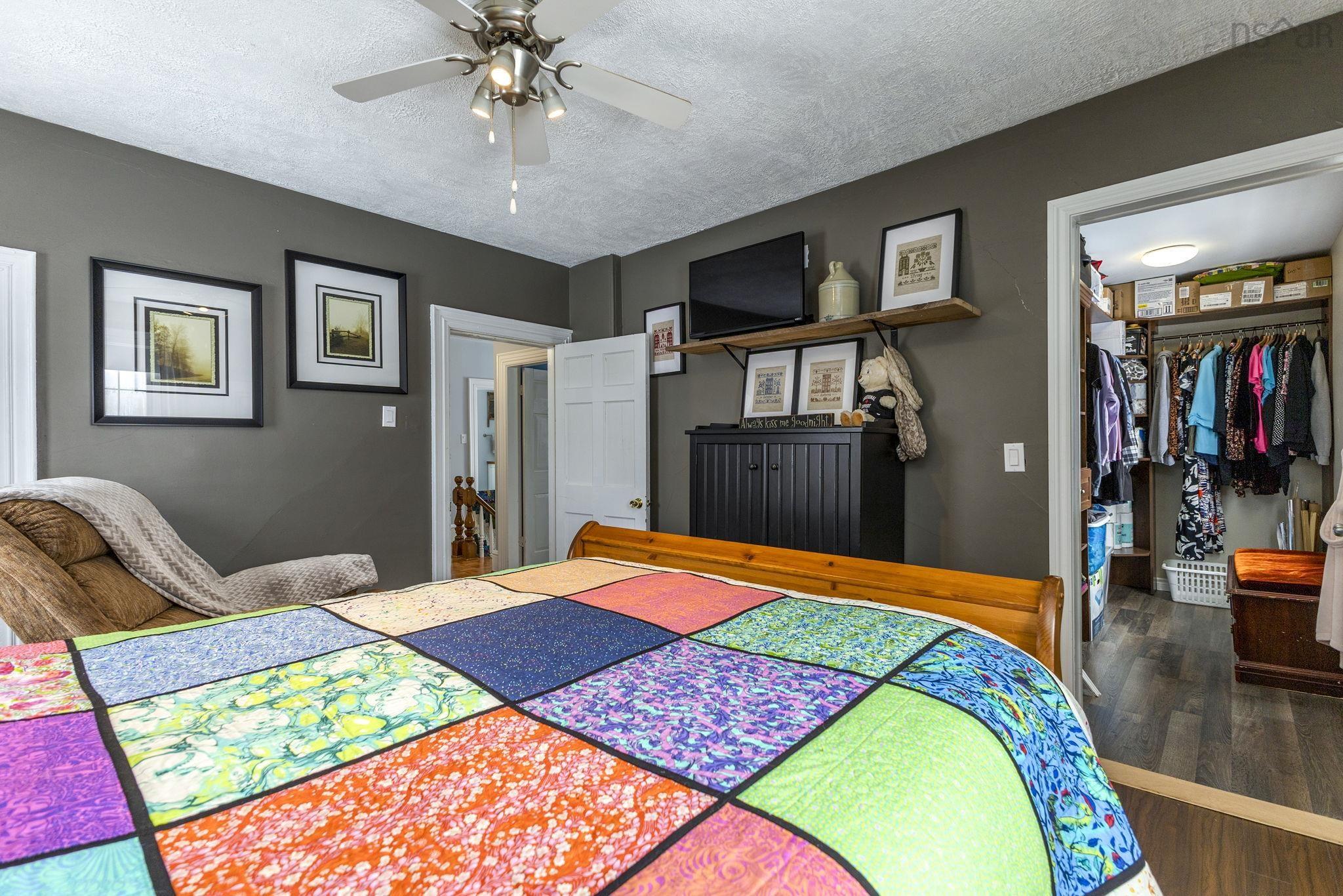 $324,900.00: 43 Harris Road, Haliburton