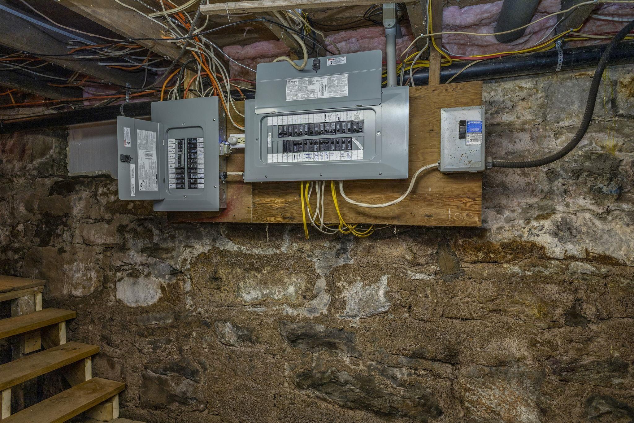 $324,900.00: 43 Harris Road, Haliburton