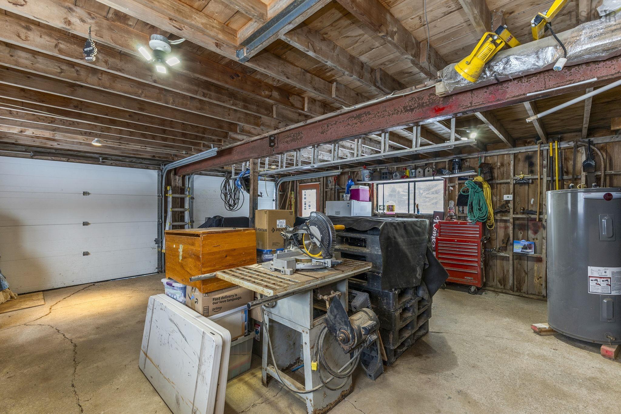 $324,900.00: 43 Harris Road, Haliburton