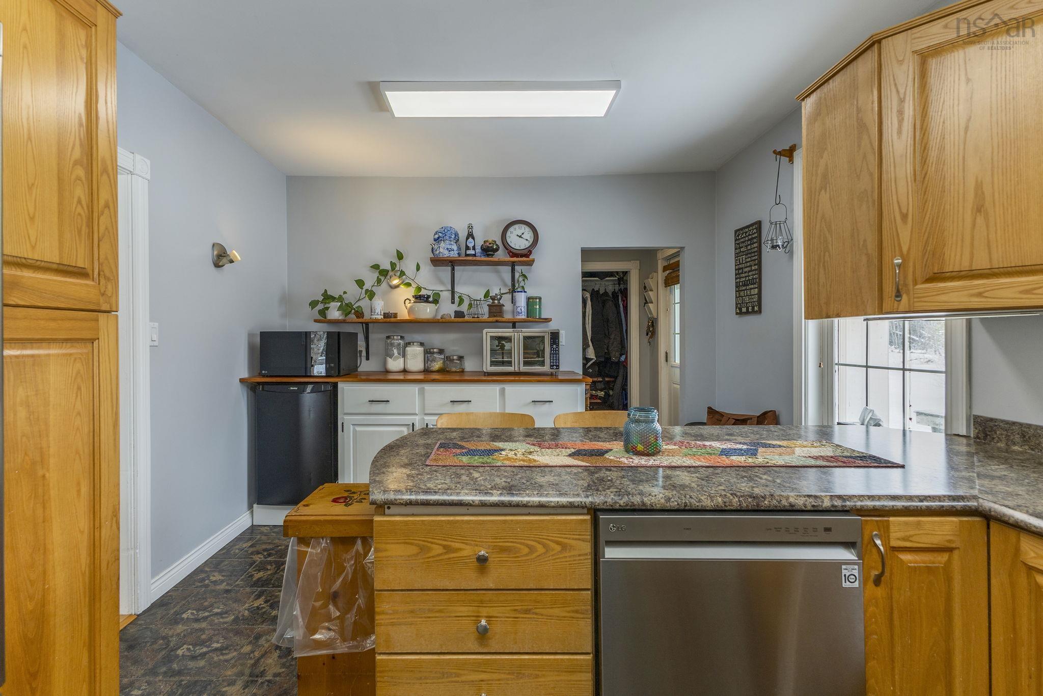 $324,900.00: 43 Harris Road, Haliburton