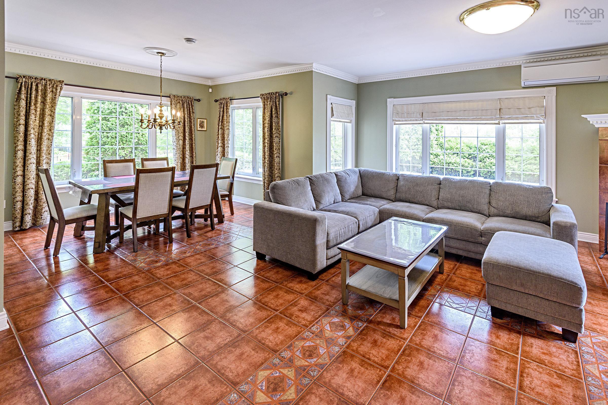 $1,399,000.00: 82 Tower Road, Mulgrave