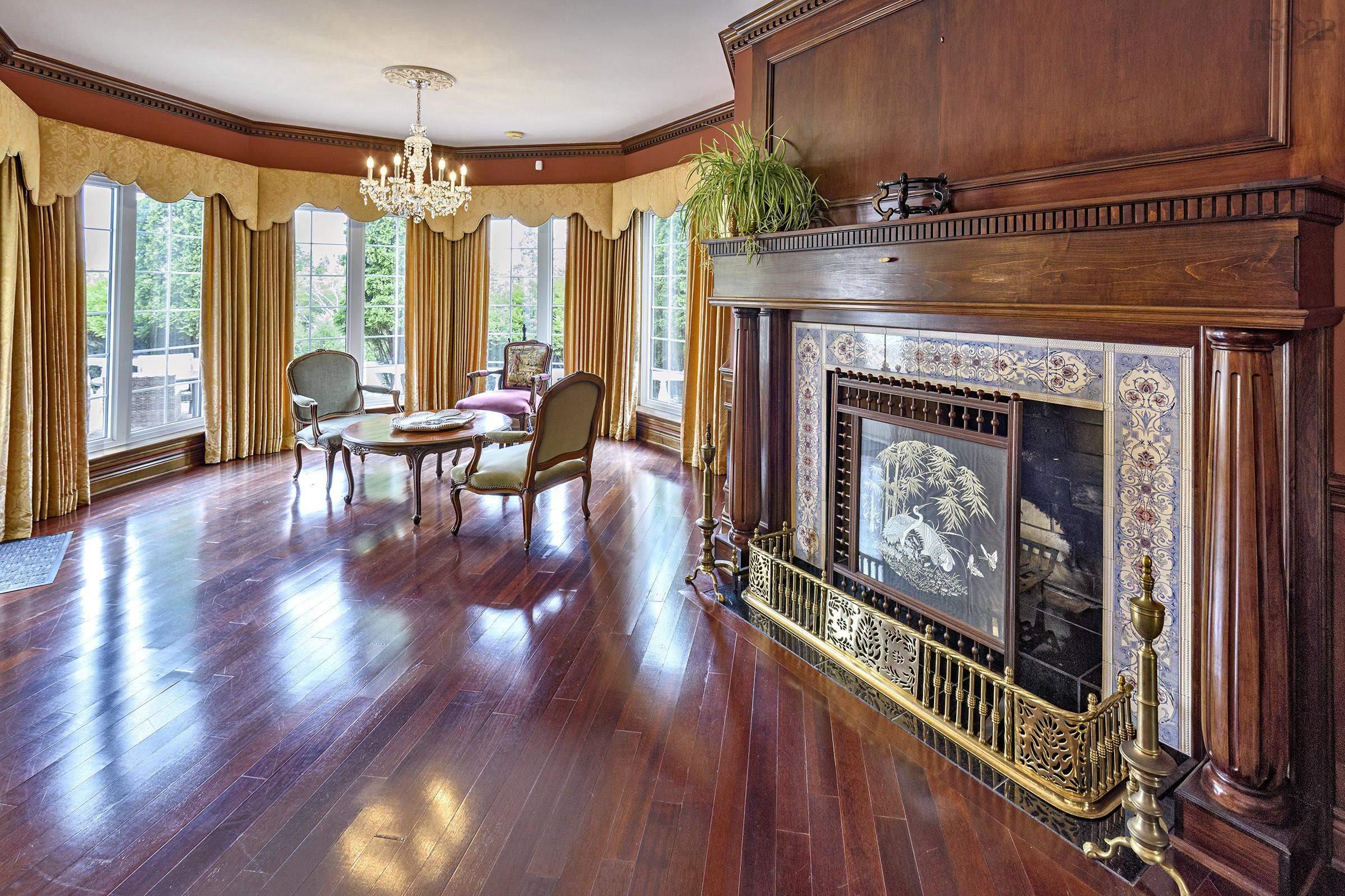 $1,399,000.00: 82 Tower Road, Mulgrave