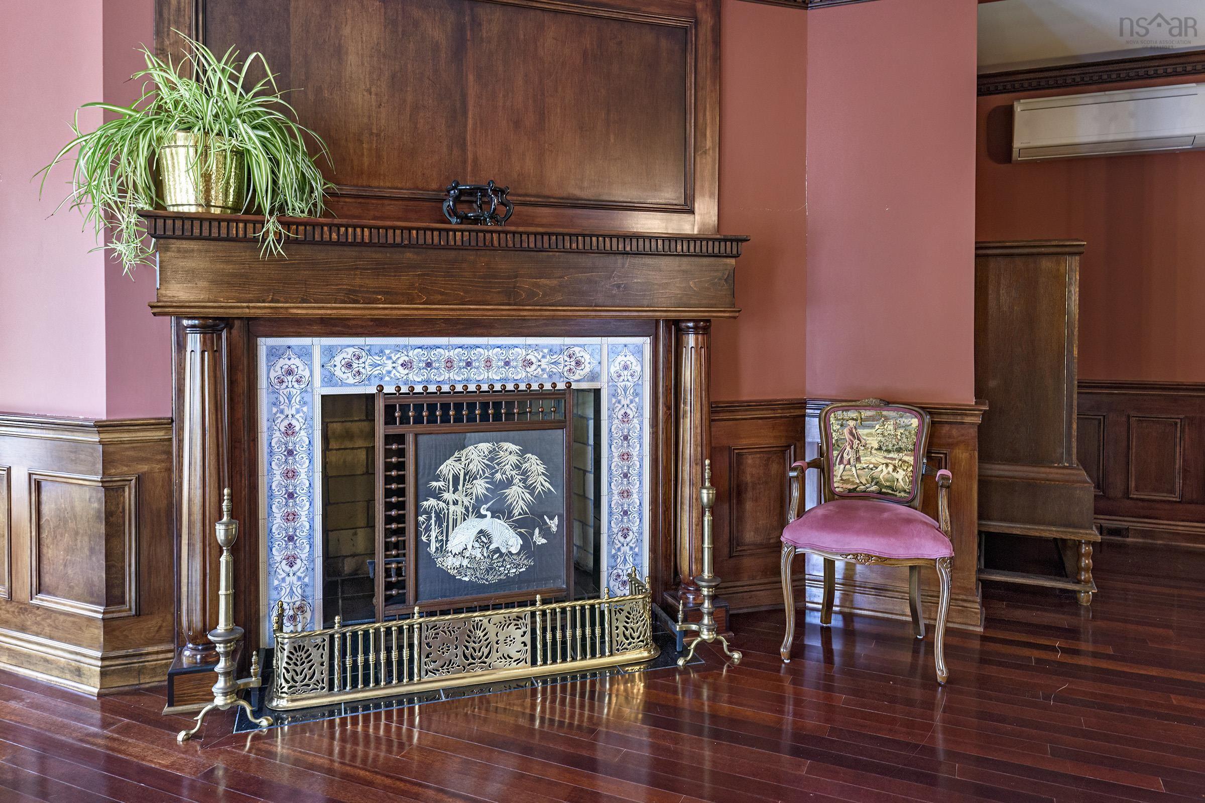 $1,399,000.00: 82 Tower Road, Mulgrave