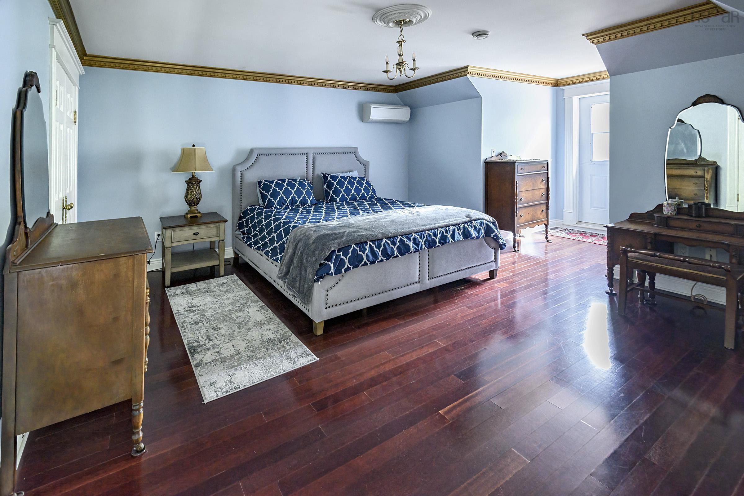 $1,399,000.00: 82 Tower Road, Mulgrave