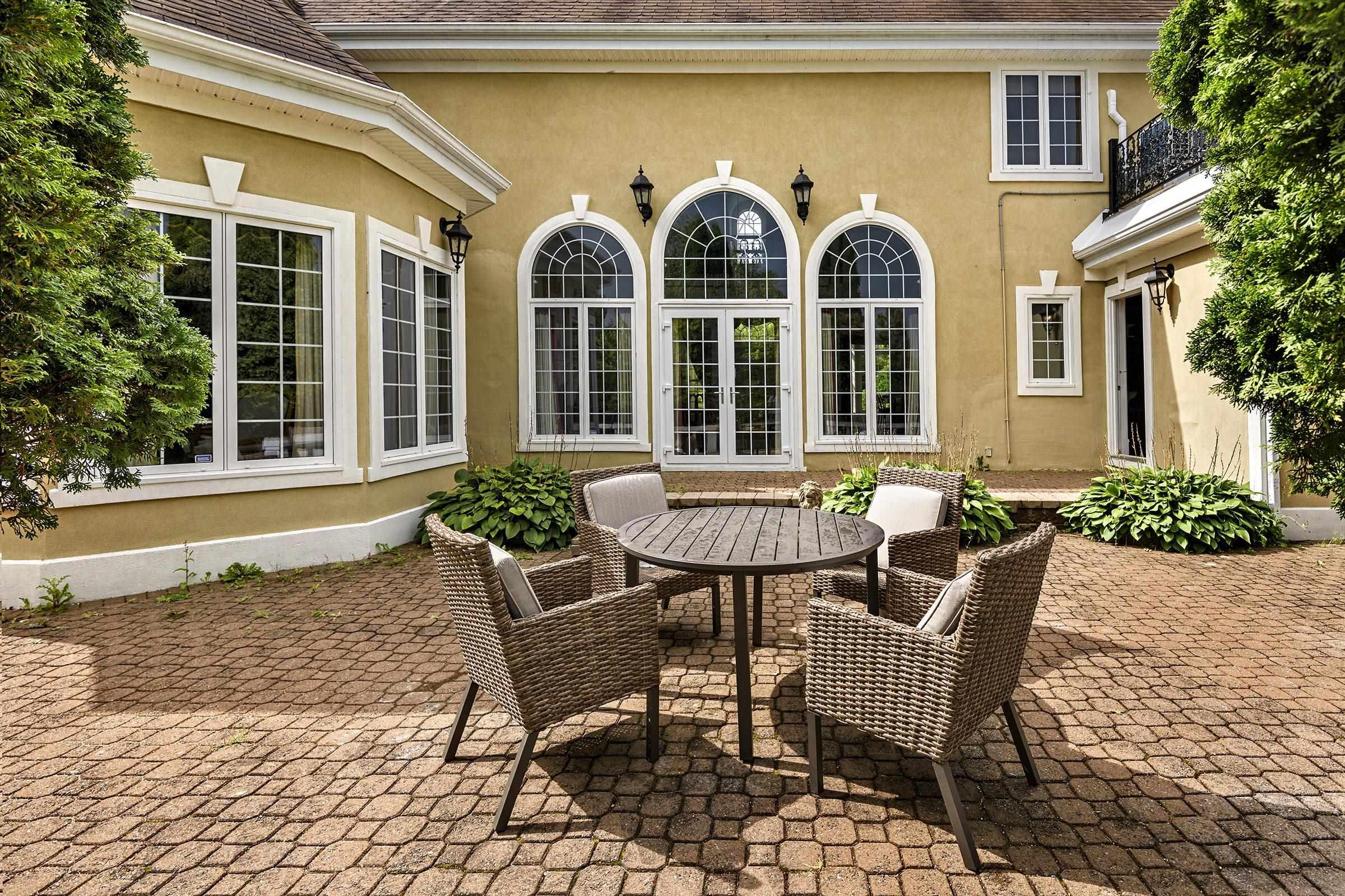 $1,399,000.00: 82 Tower Road, Mulgrave