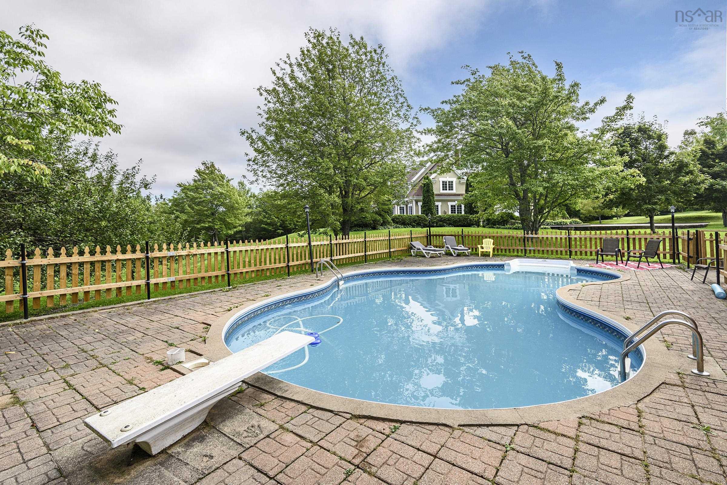 $1,399,000.00: 82 Tower Road, Mulgrave