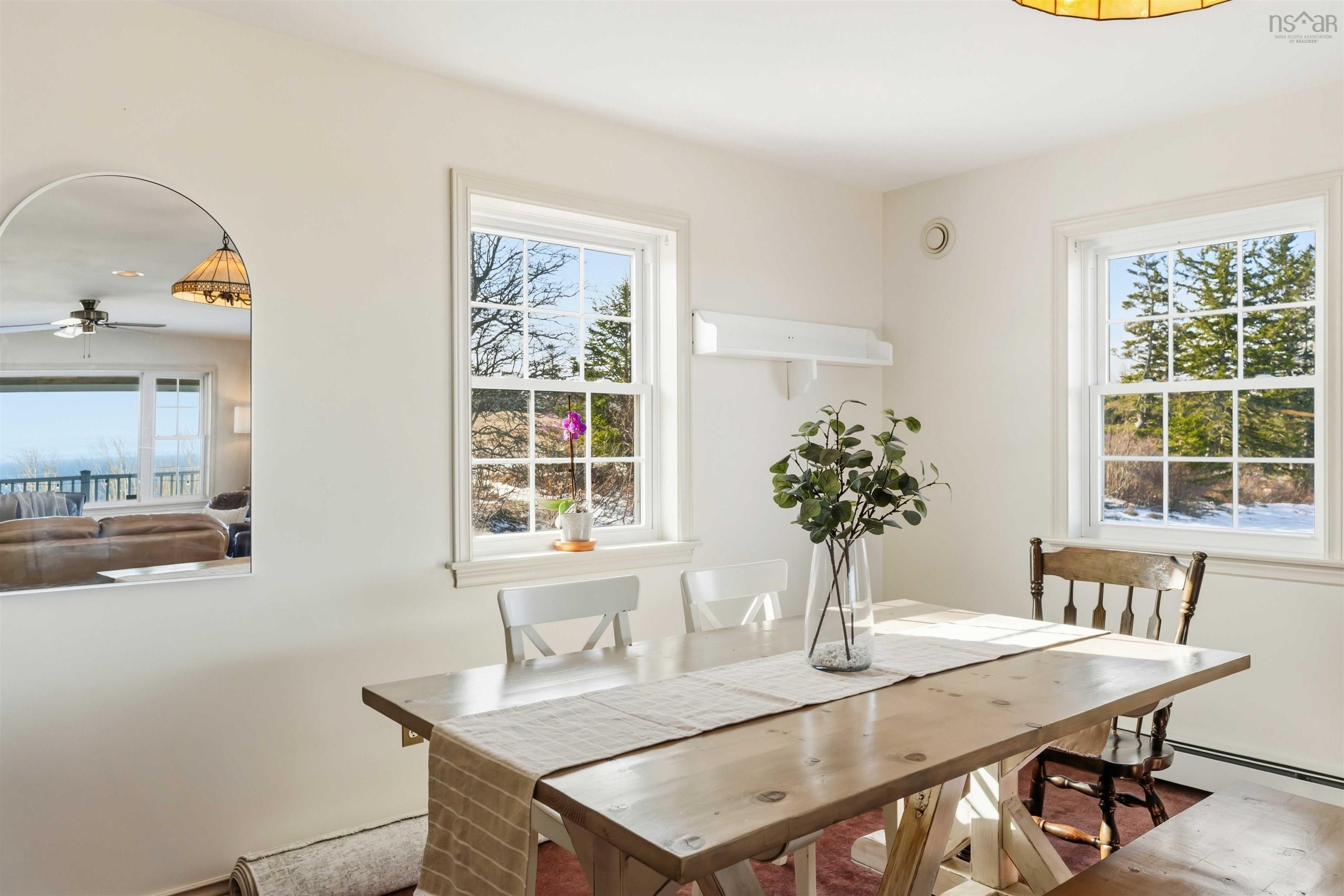 $580,000.00: 283 Port Lorne Road, Port Lorne